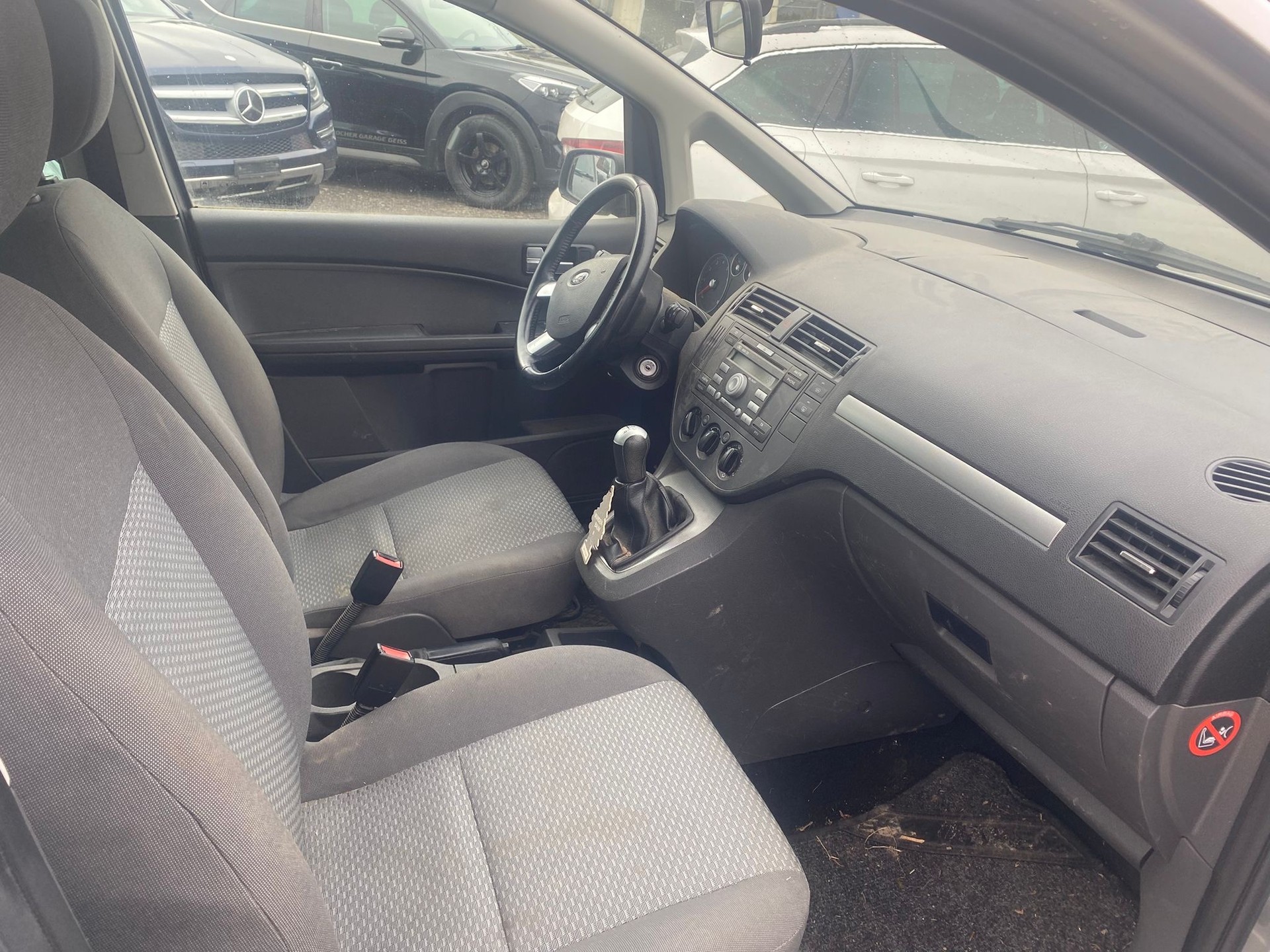 FORD Focus C-Max 1.8 Ghia-image-9