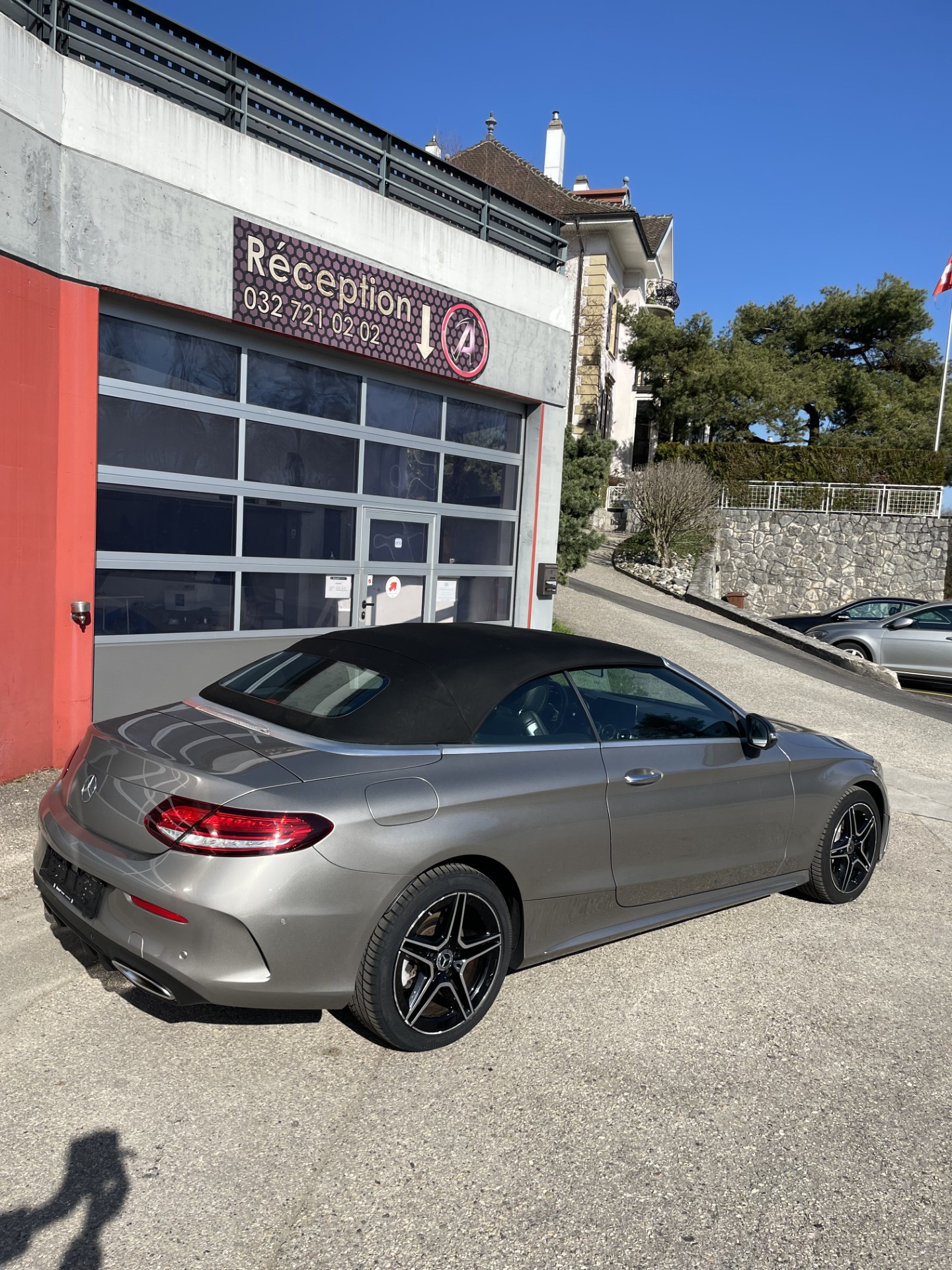 MERCEDES-BENZ C 200 AMG Line Cabriolet 9G-Tronic-image-2