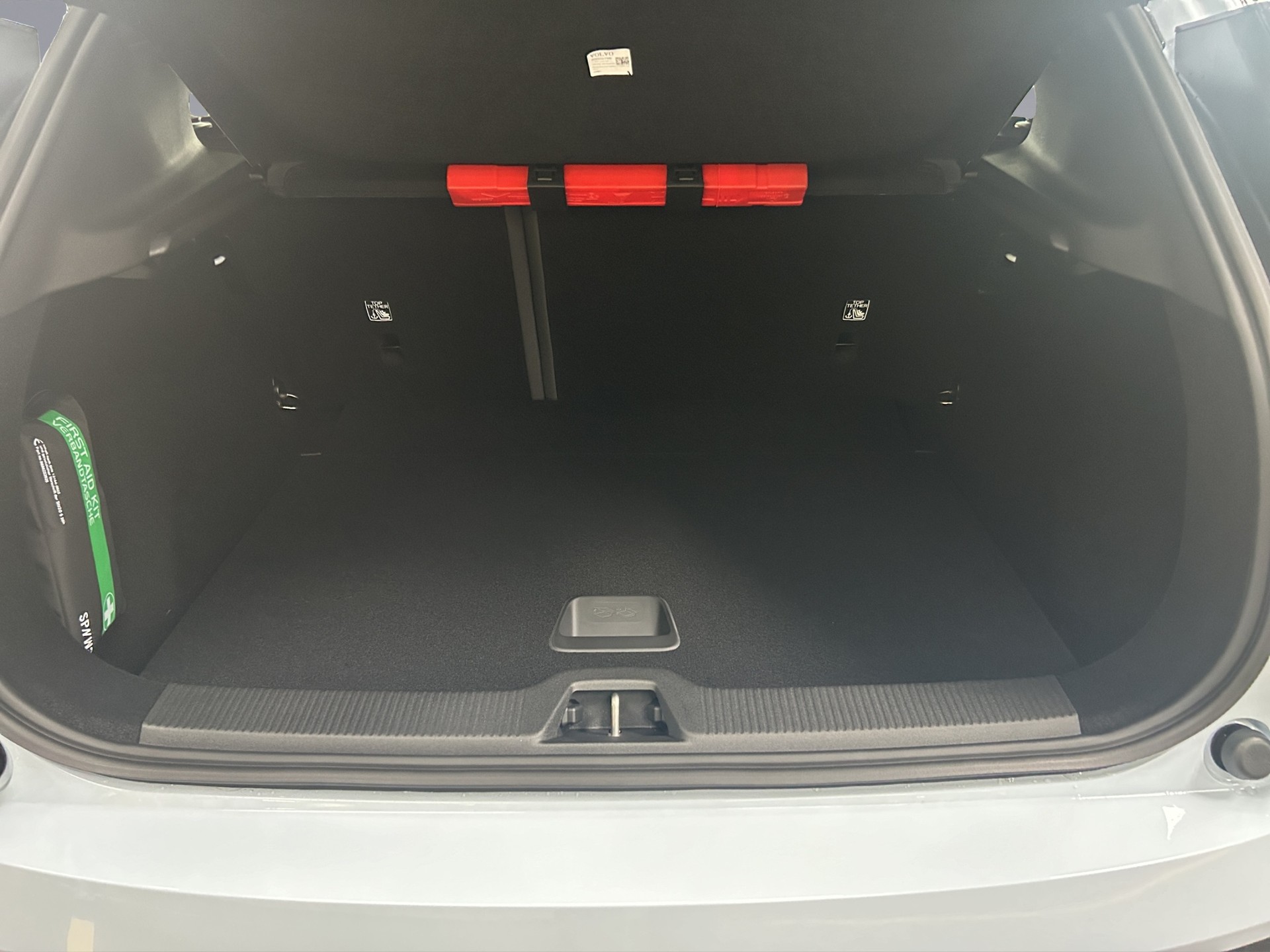 VOLVO EX30 E40 Plus-image-17