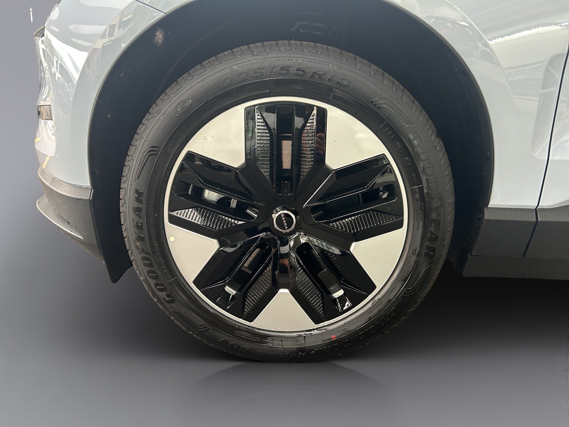 VOLVO EX30 E40 Plus-image-19