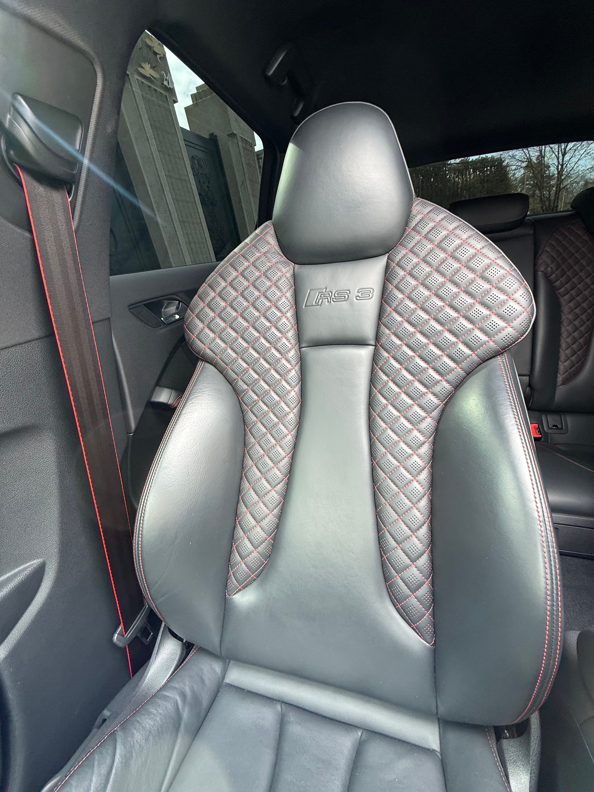 AUDI RS3 2.5 TSI quattro S-tronic-image-7
