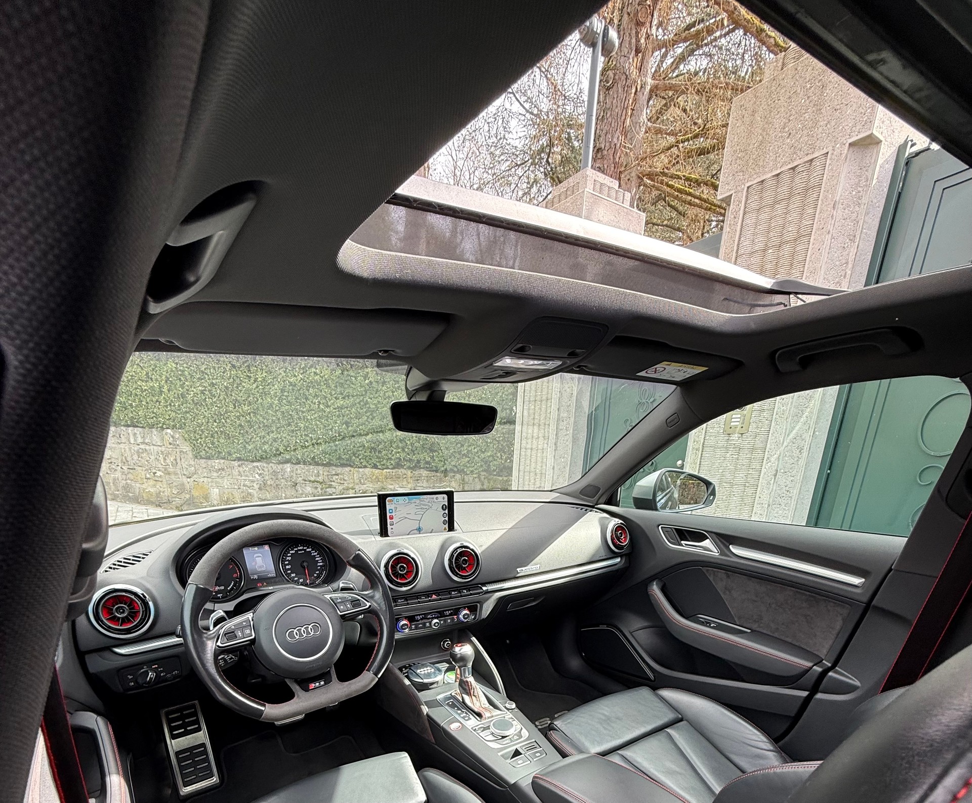 AUDI RS3 2.5 TSI quattro S-tronic-image-6