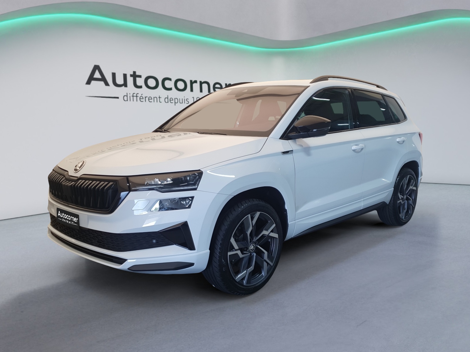 SKODA Karoq 2.0 TSI SportLine 4x4 DSG-image-0