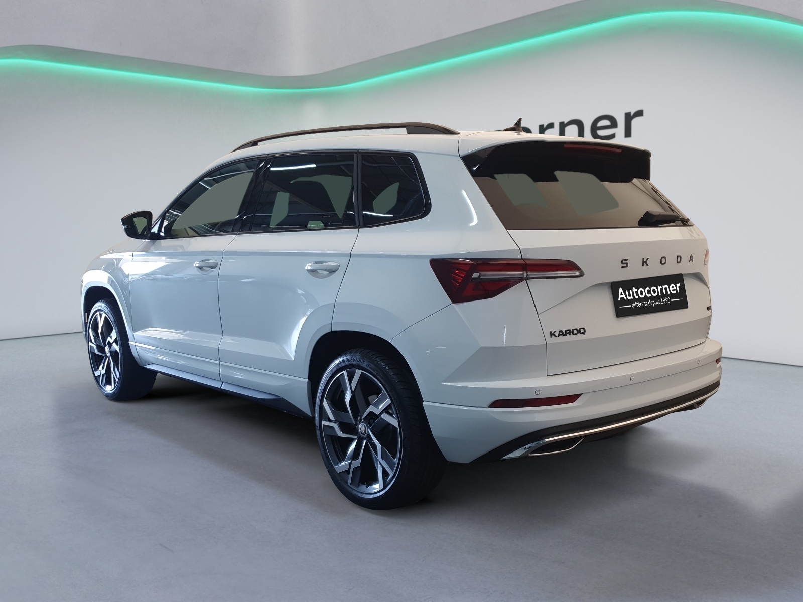 SKODA Karoq 2.0 TSI SportLine 4x4 DSG-image-2