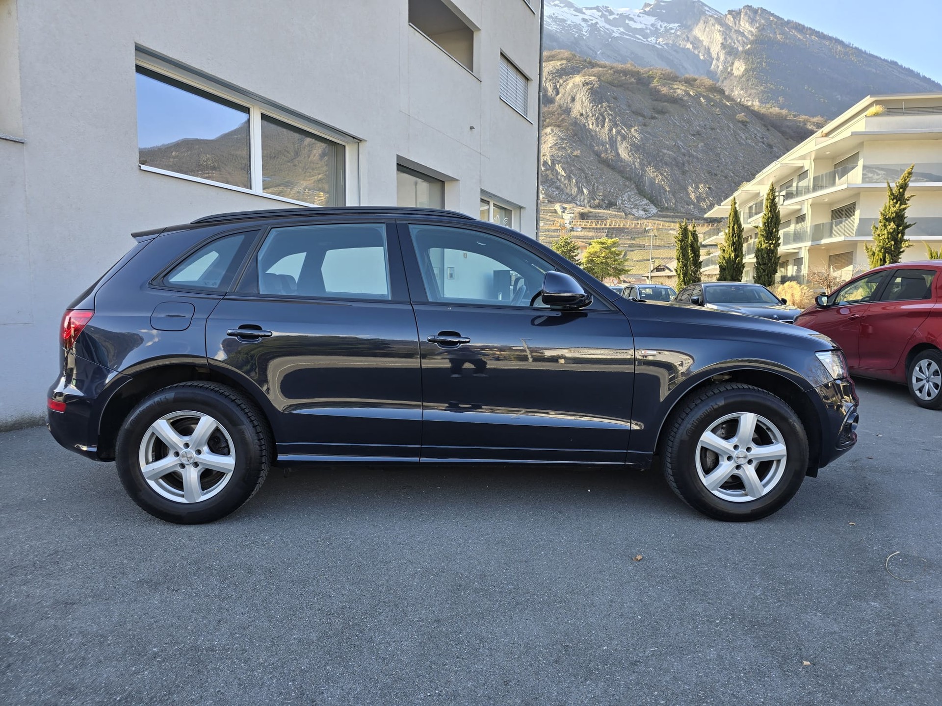 AUDI Q5 2.0 TDI S-Line quattro S-tronic-image-7