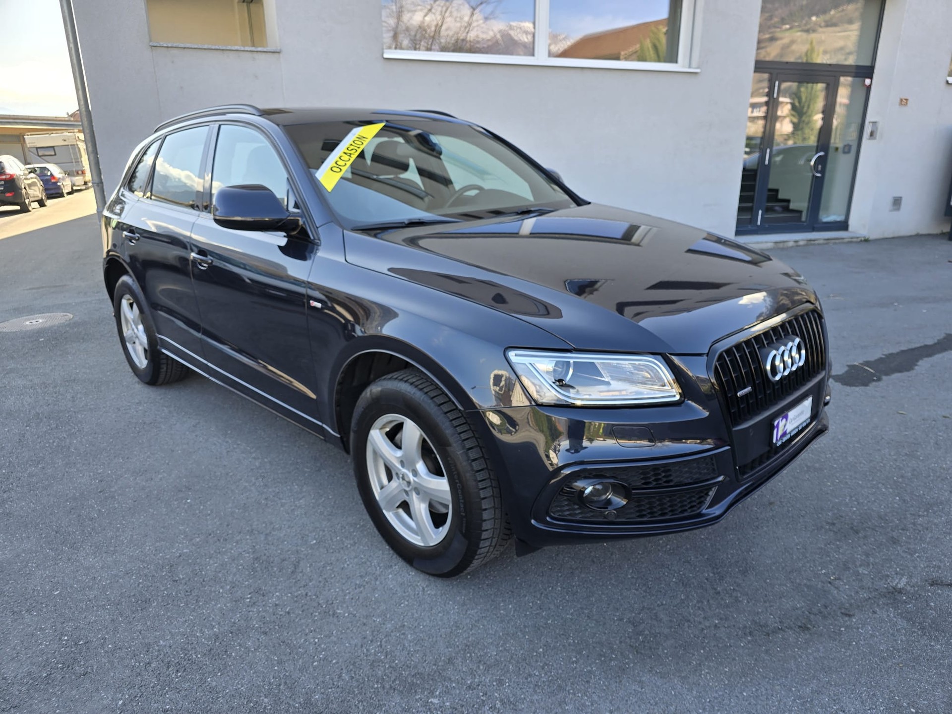 AUDI Q5 2.0 TDI S-Line quattro S-tronic-image-8