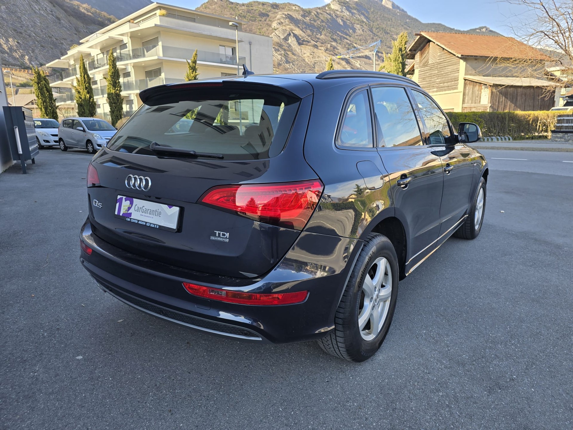 AUDI Q5 2.0 TDI S-Line quattro S-tronic-image-5