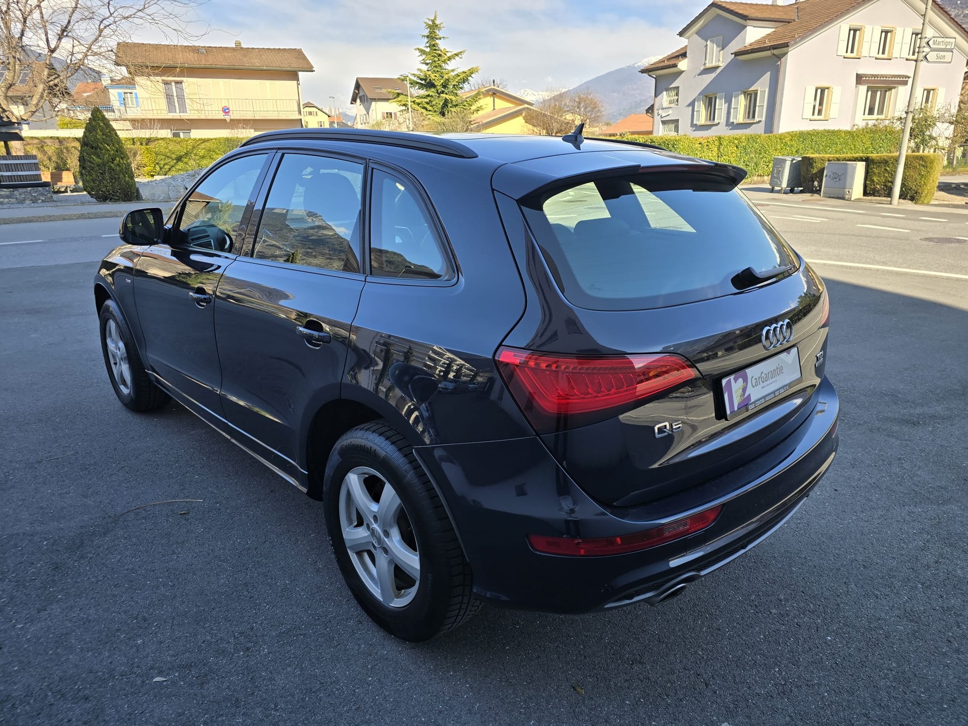 AUDI Q5 2.0 TDI S-Line quattro S-tronic-image-3