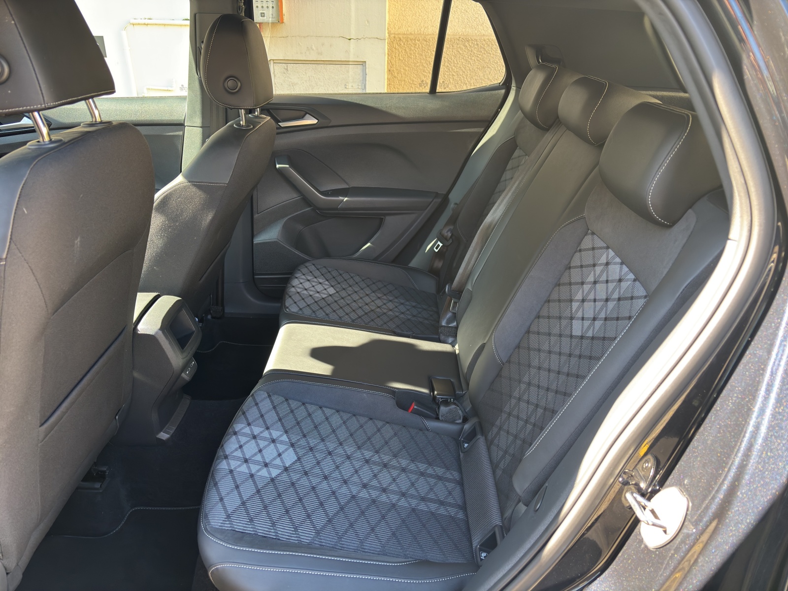 VW T-Cross 1.0 TSI EVO R-Line DSG-image-4