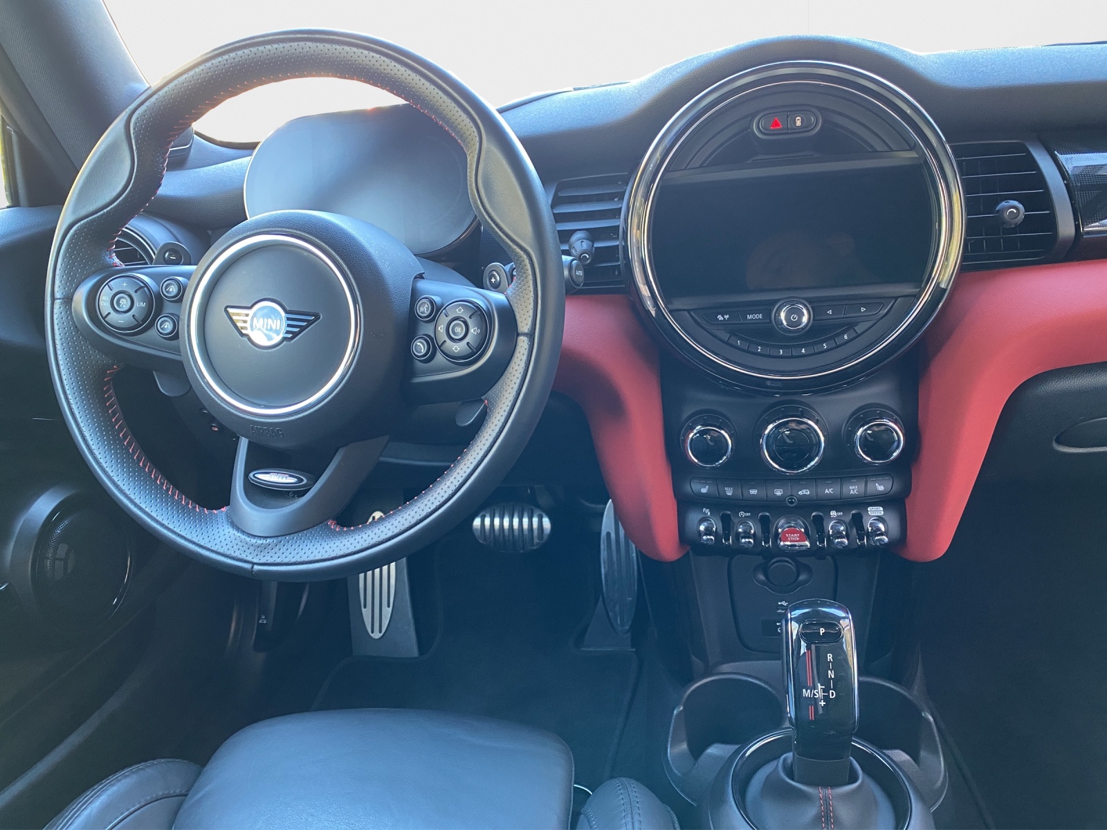 MINI Cooper John Cooper Works Steptronic-image-14