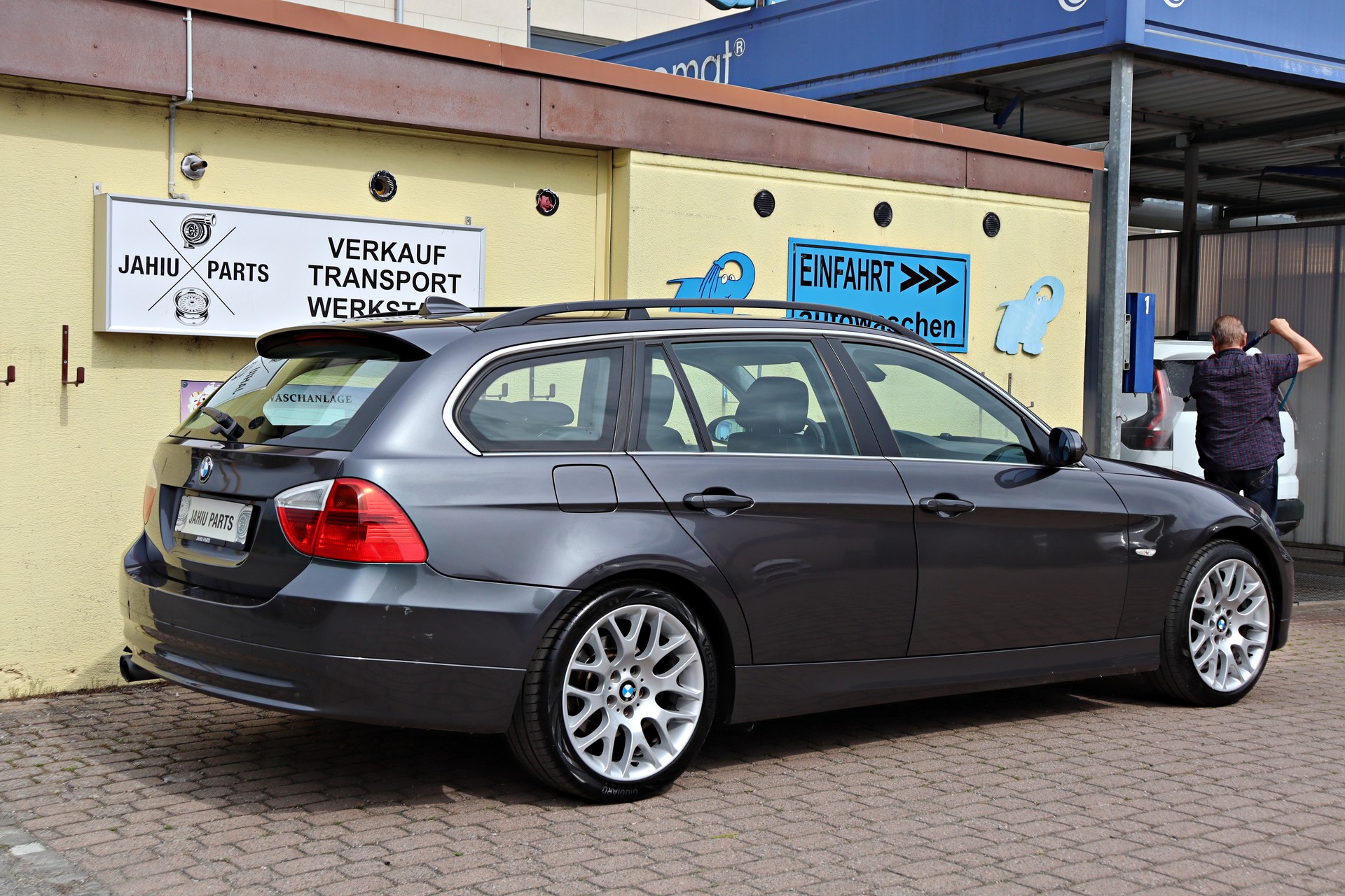 BMW 325i Touring Steptronic-image-3