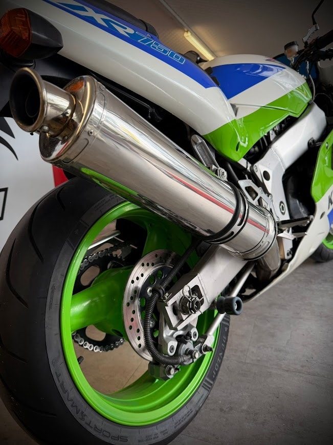 KAWASAKI ZXR-750 USD Kaufen