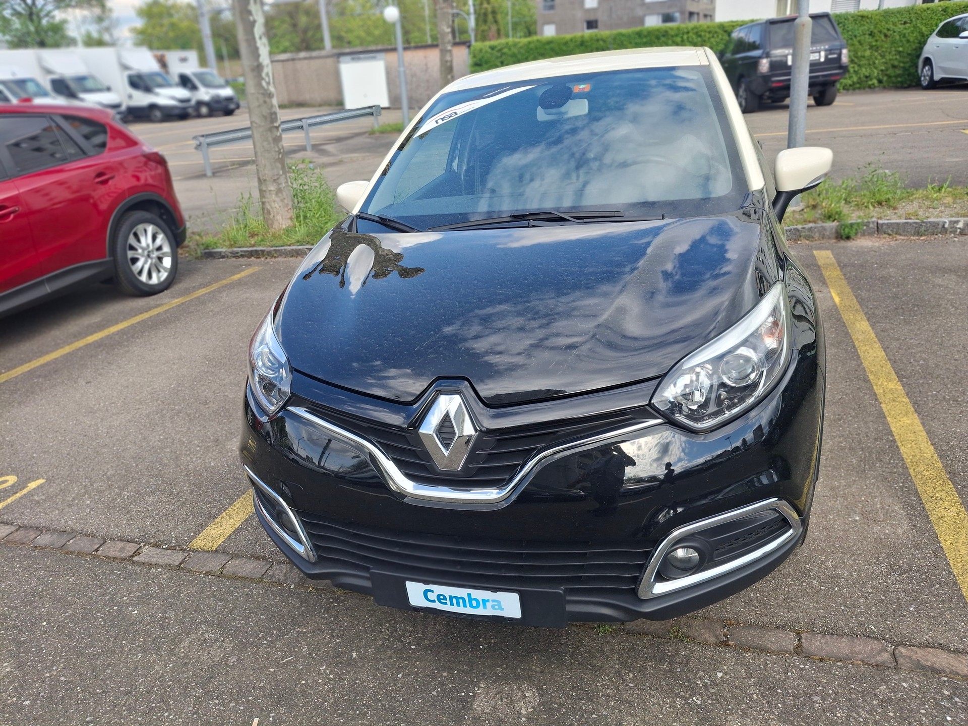 RENAULT Captur 1.2 T 16V Privilège EDC-image-11