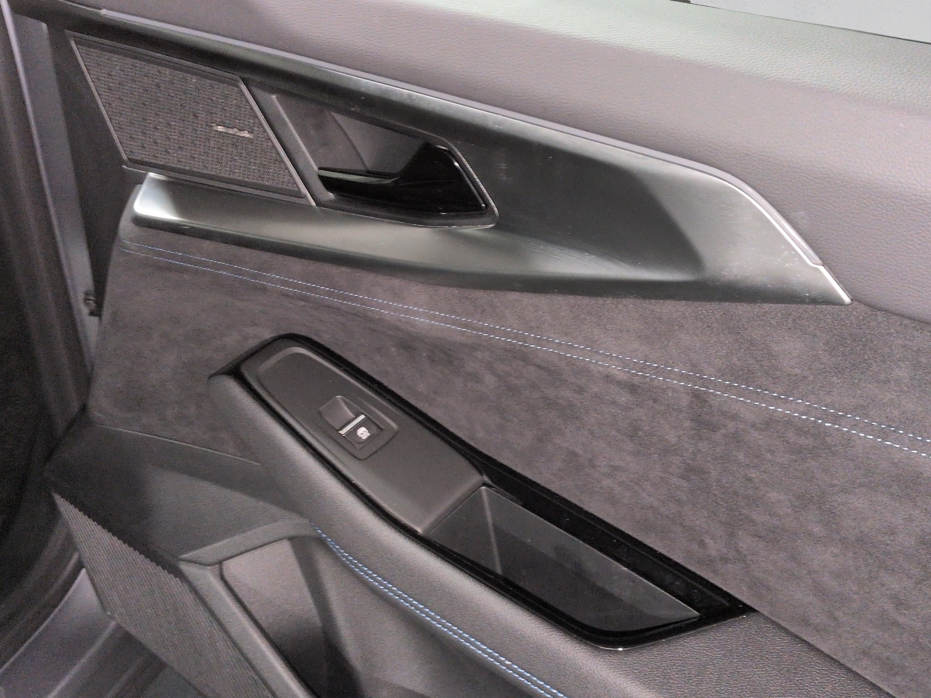 RENAULT Espace 1.2 E-Tech 200 Esprit Alpine 5-Sitze-image-21