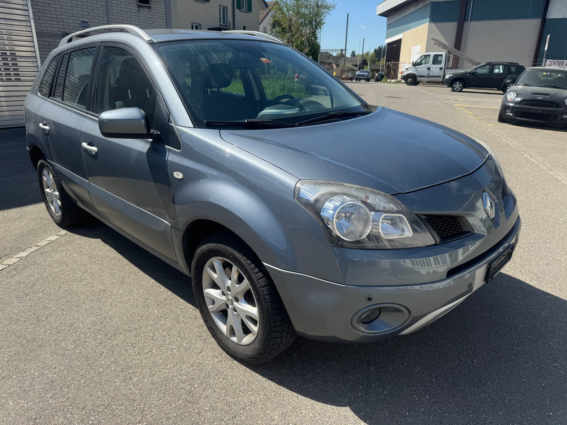 RENAULT Koleos 2.5 Dynamique 4x4-image-6