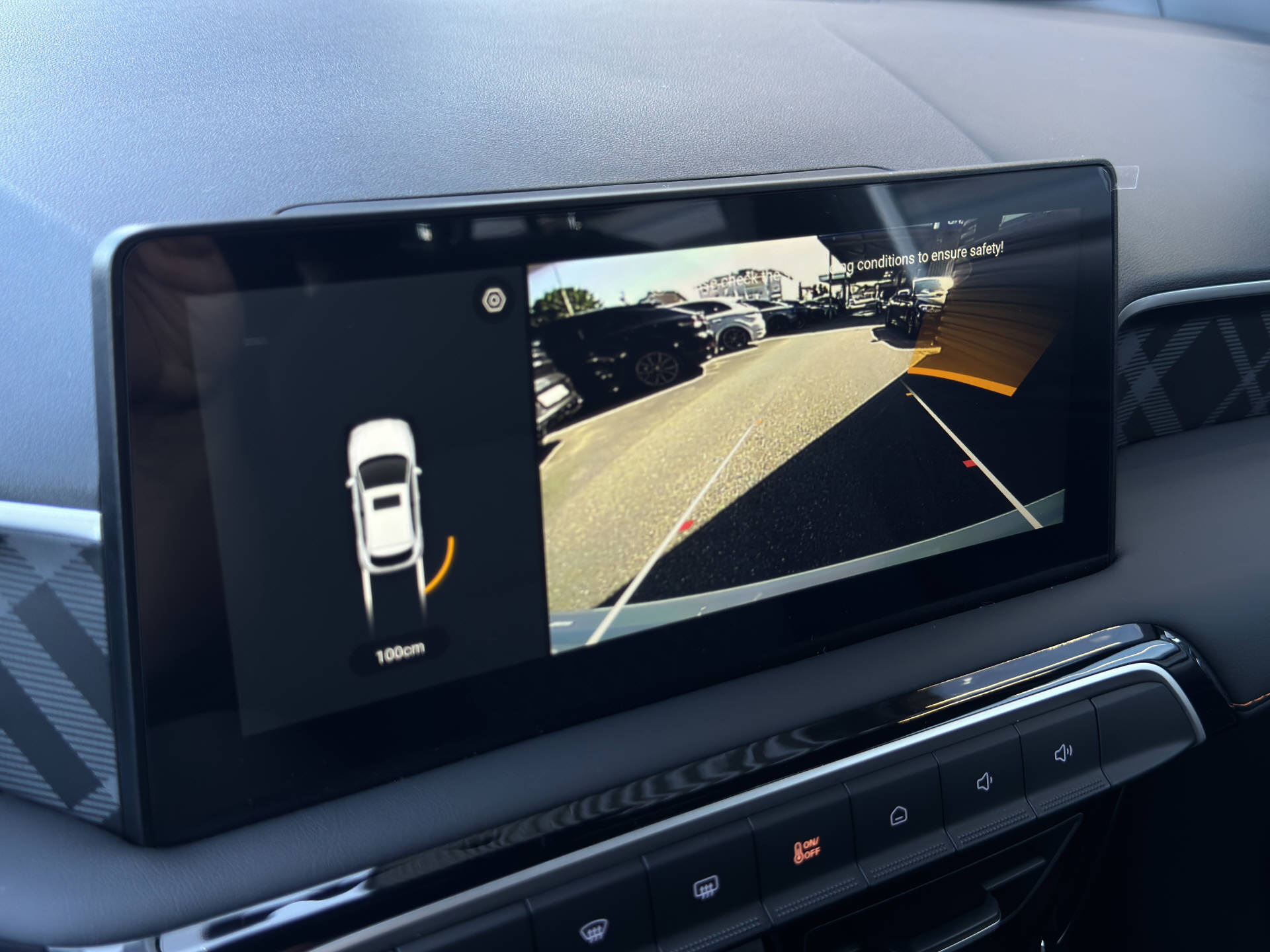 MG 3 1.5 Hybrid Luxury-image-15