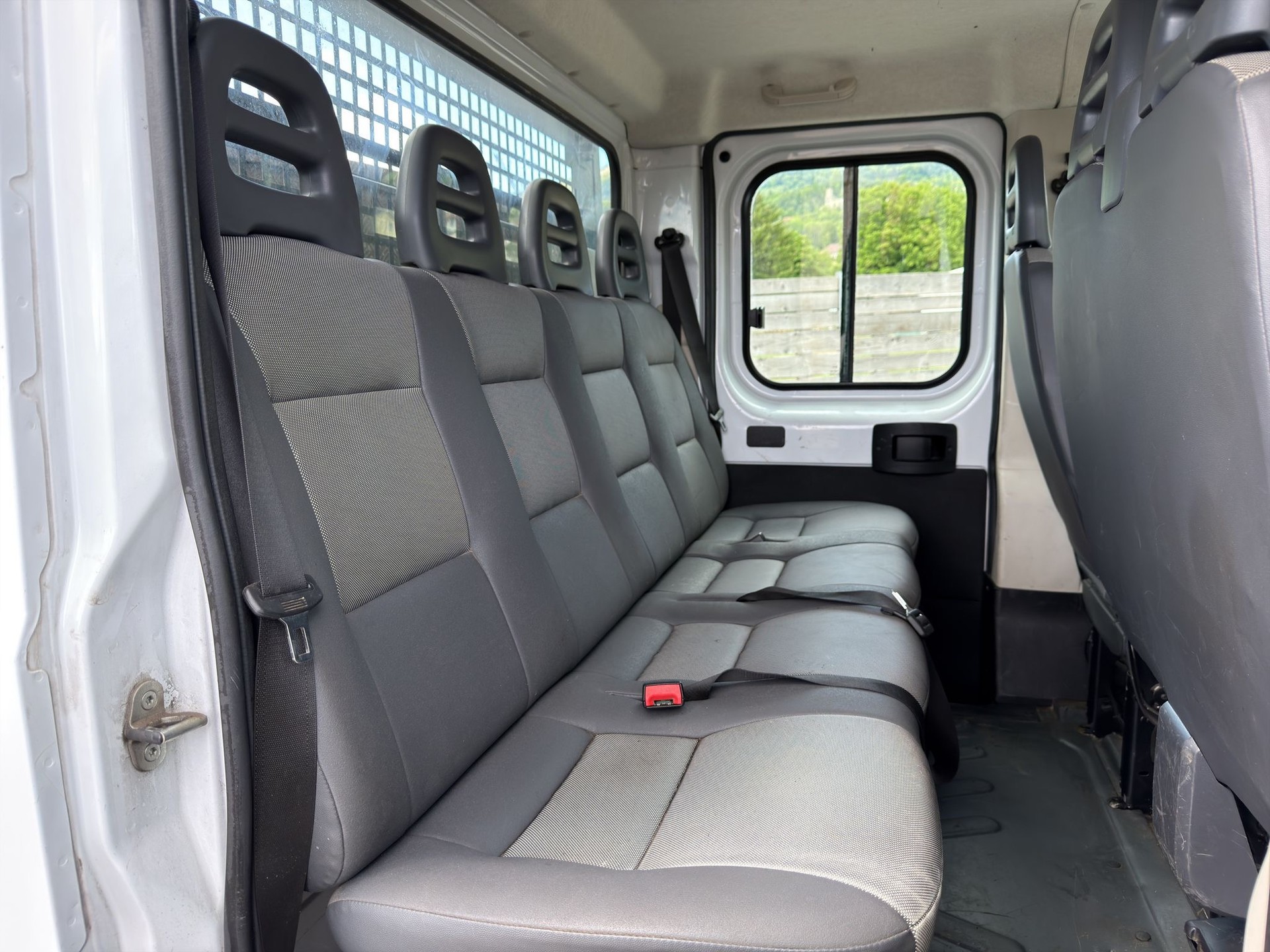 FIAT Ducato 295 35 DKab.-Ch. 4035 2.2 Swiss Edition-image-12