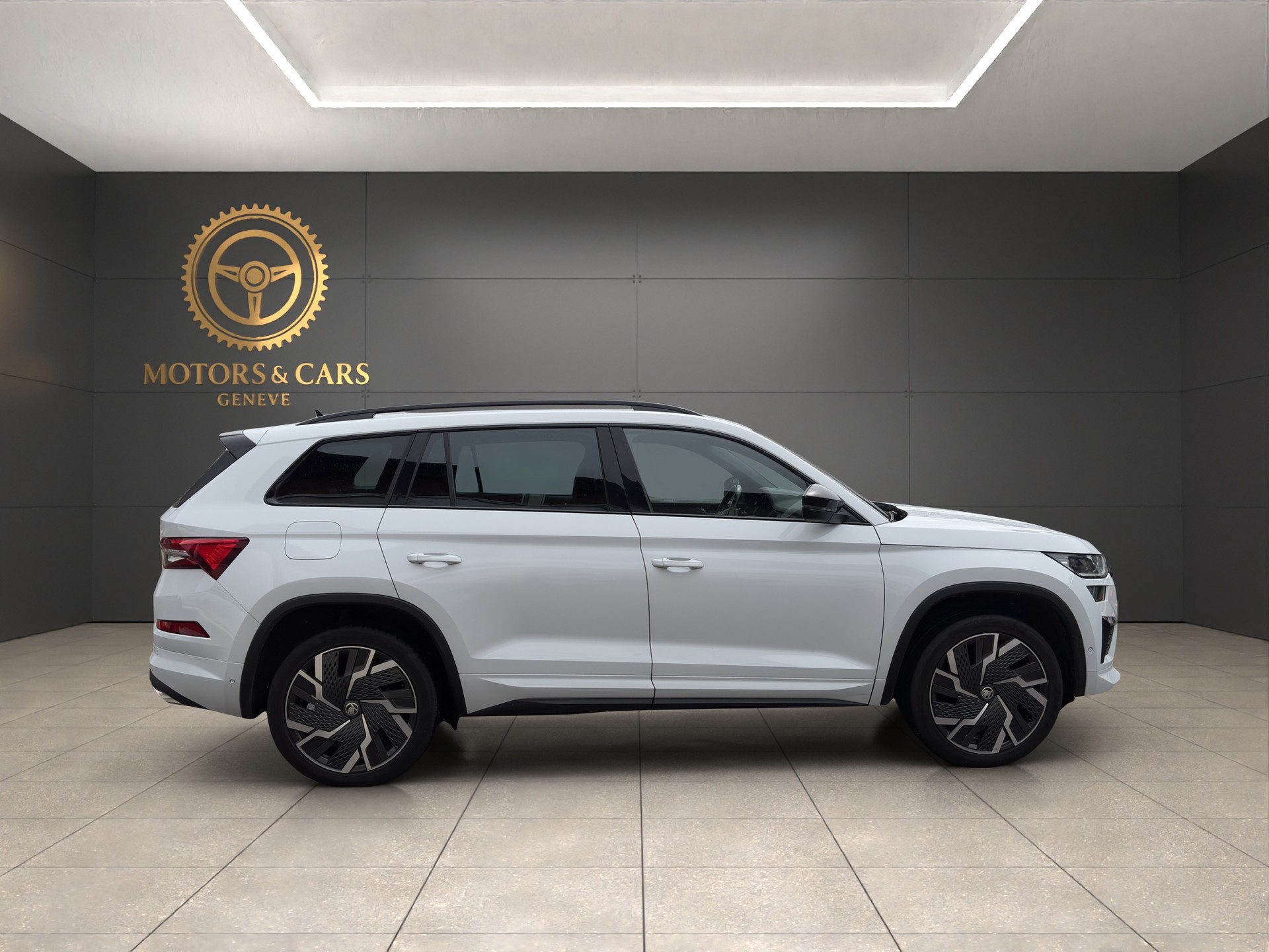 SKODA Kodiaq 2.0 TSI 4x4 RS-image-5
