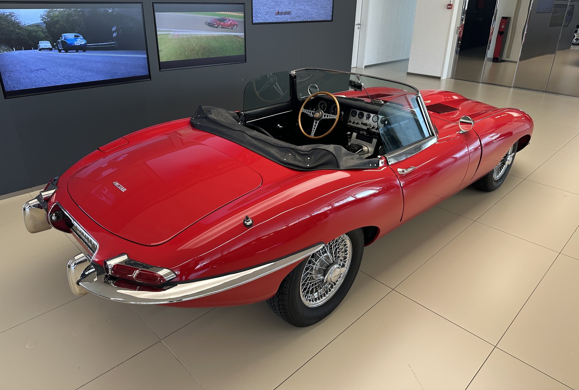 JAGUAR E-Type 3.8 serie 1-image-4