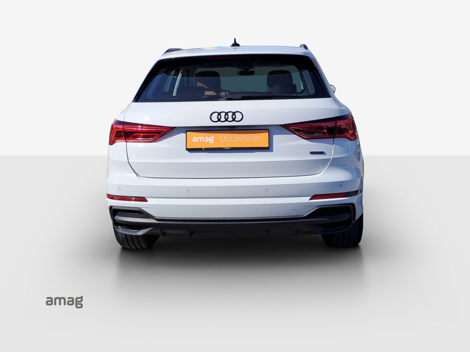 AUDI Q3 Sportback 45 TFSI S line quattro S-tronic-image-3