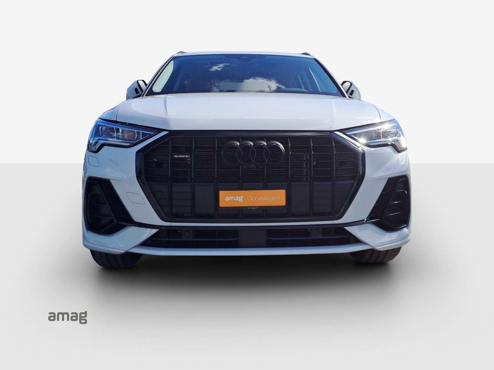 AUDI Q3 45 TFSI S line quattro S-tronic-image-6