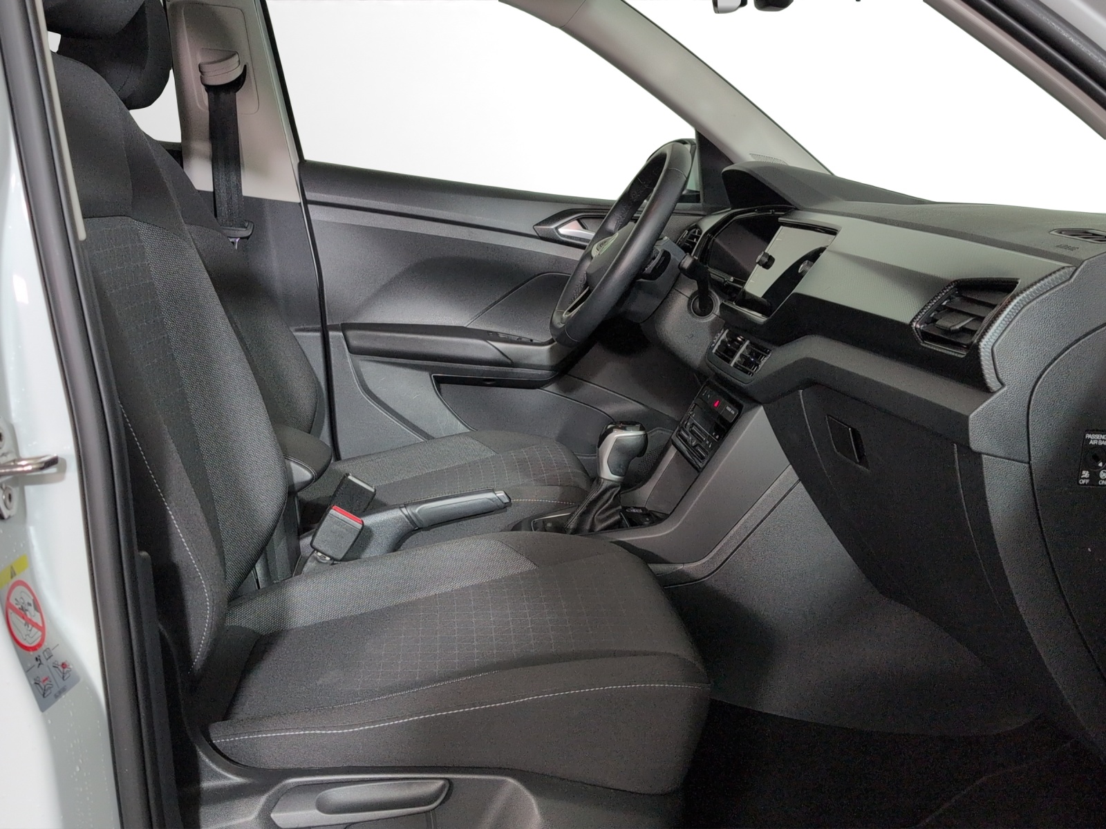 VW T-Cross 1.0 TSI Life DSG-image-6