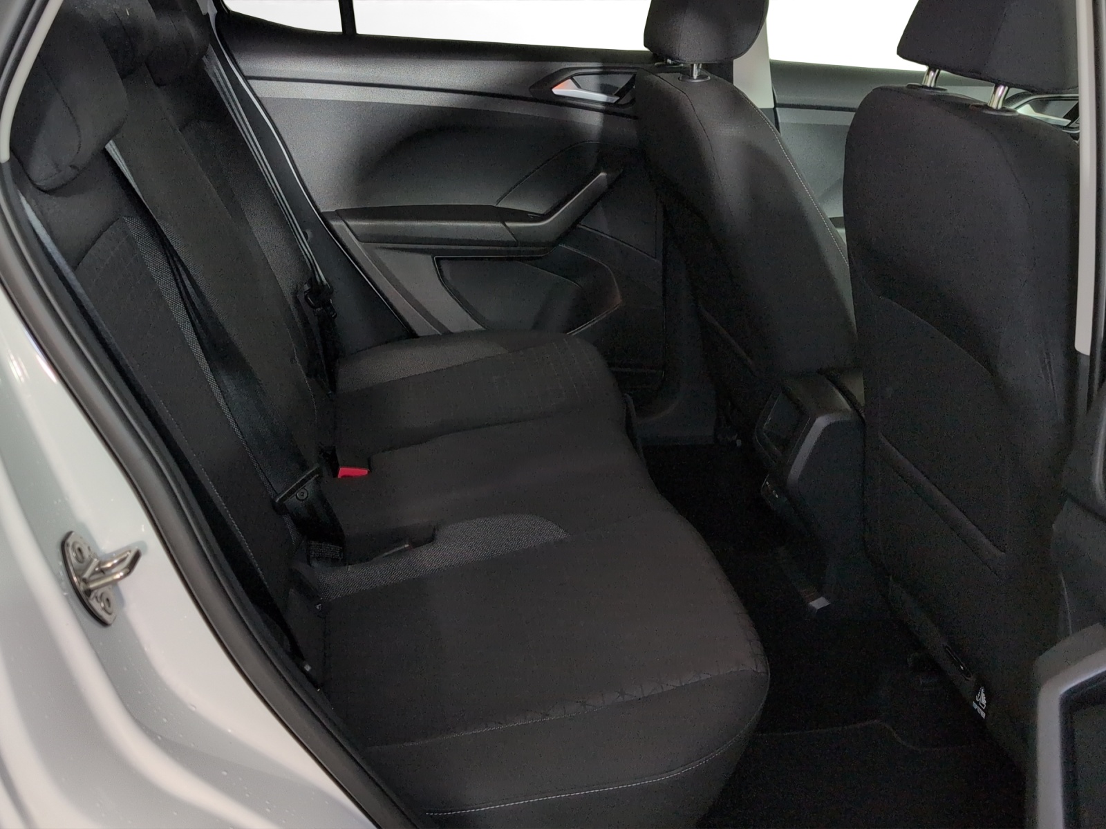 VW T-Cross 1.0 TSI Life DSG-image-8