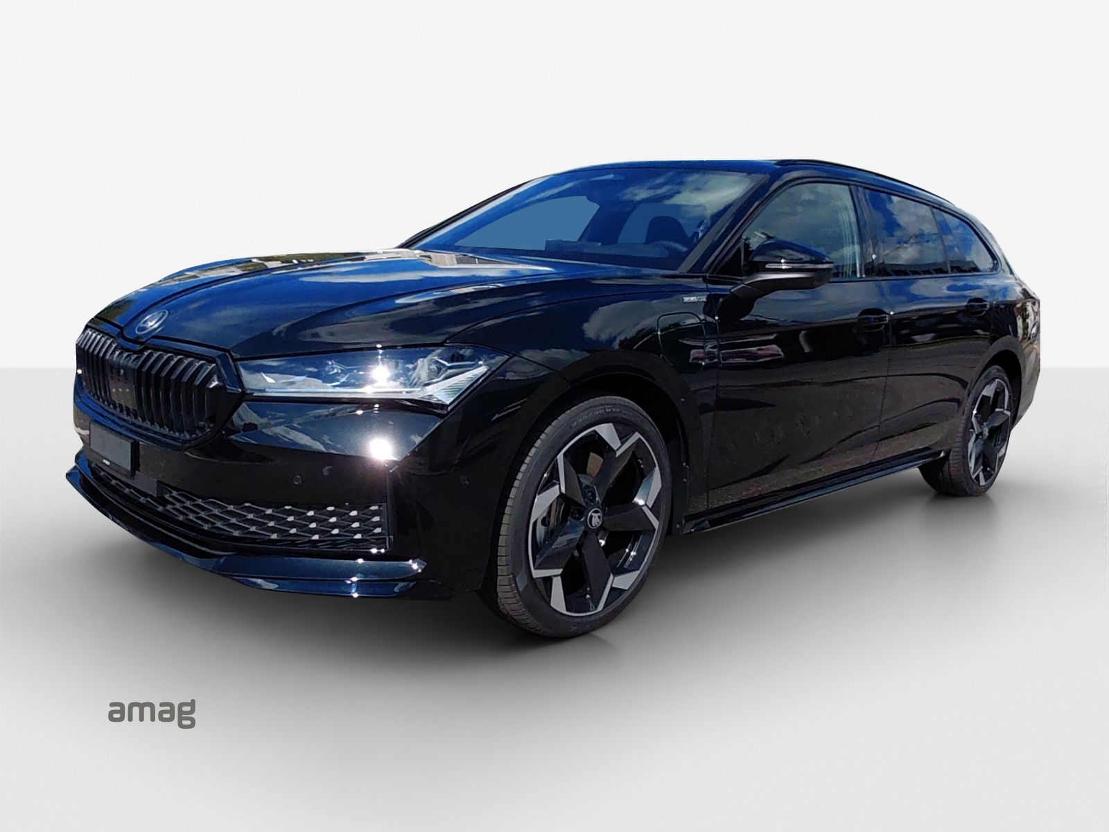 SKODA Superb Combi 1.5 TSI PHEV Sportline DSG