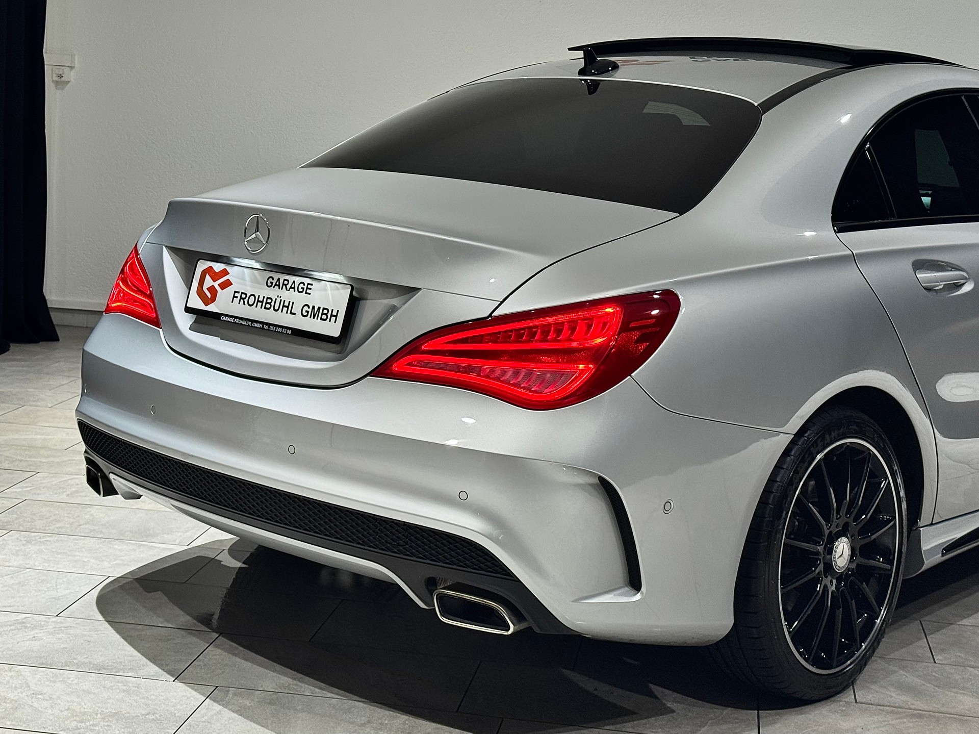 MERCEDES-BENZ CLA 250 AMG Line 7G-DCT 4Matic | 1.Hand | CH |-image-9
