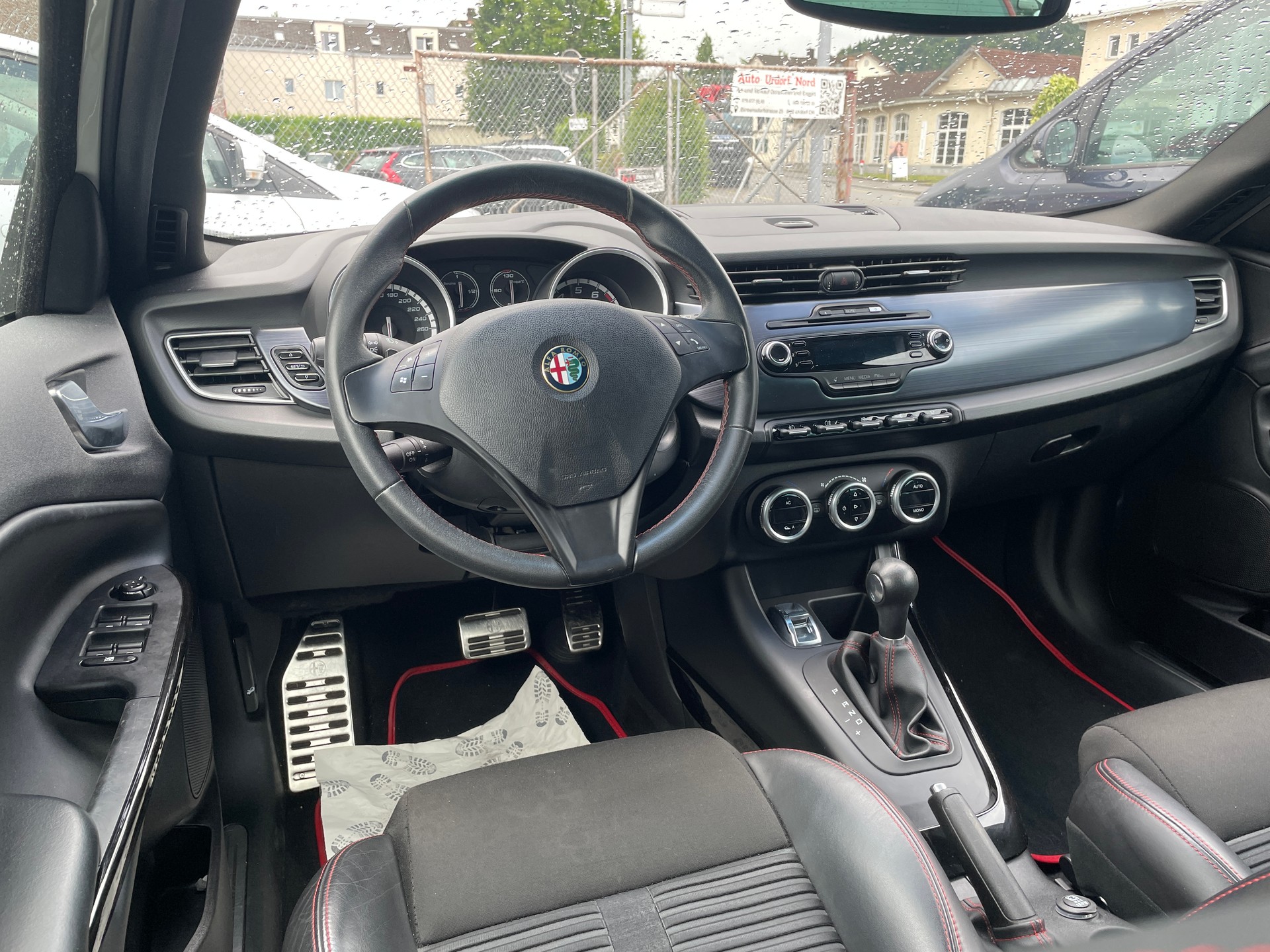 ALFA ROMEO Giulietta 1.4 MultiAir Veloce TCT-image-10