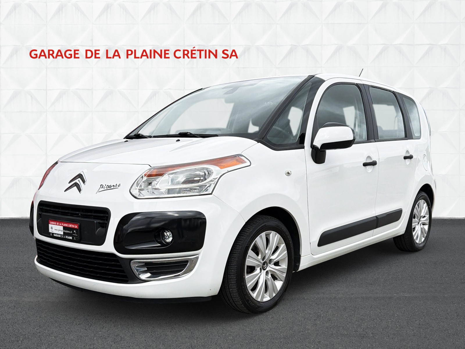 CITROEN C3 Picasso 1.6i 16V Chic (SX)-image-0