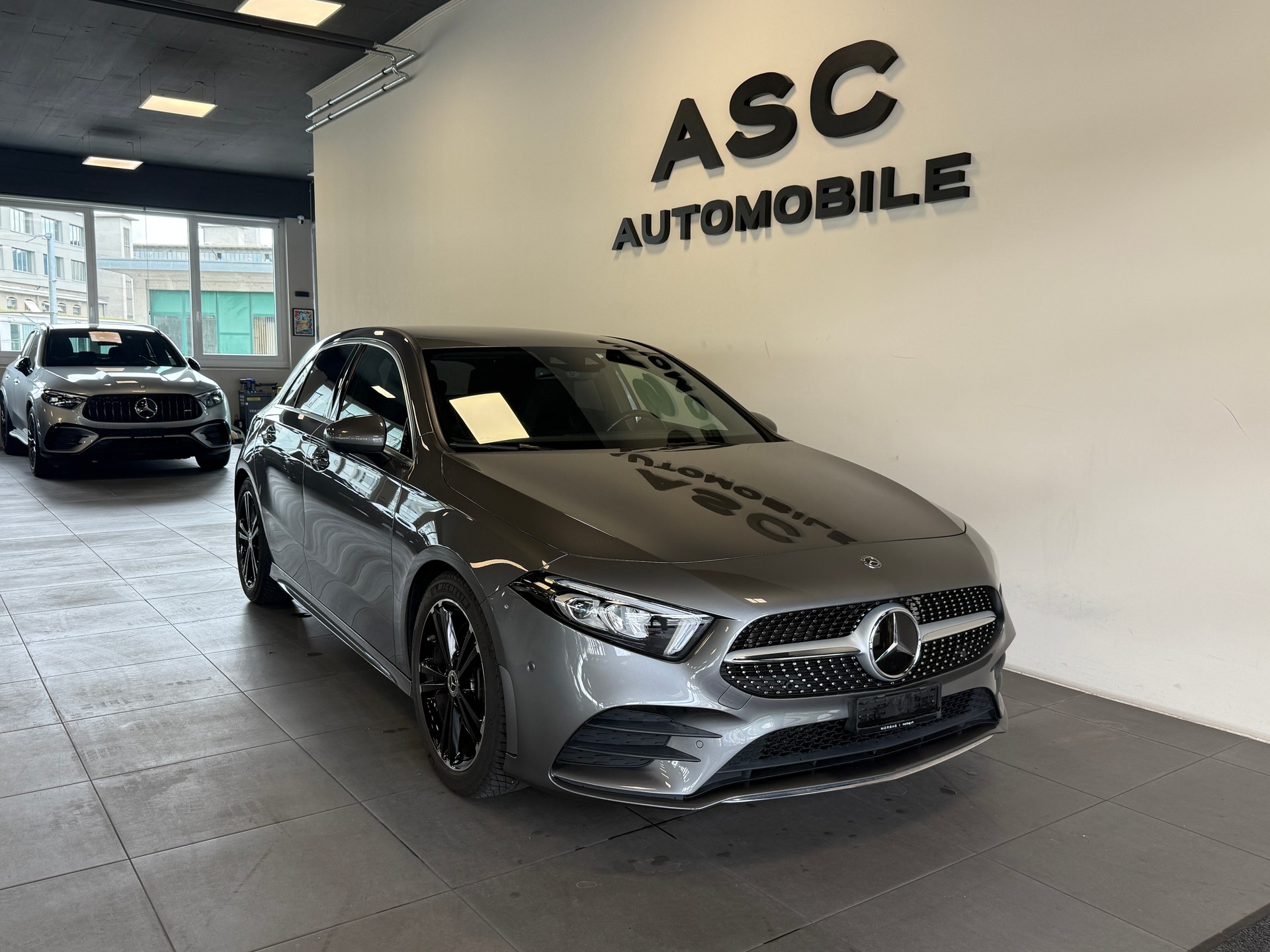 MERCEDES-BENZ A 250 4Matic AMG Line 4Matic 7G-DCT-image-0