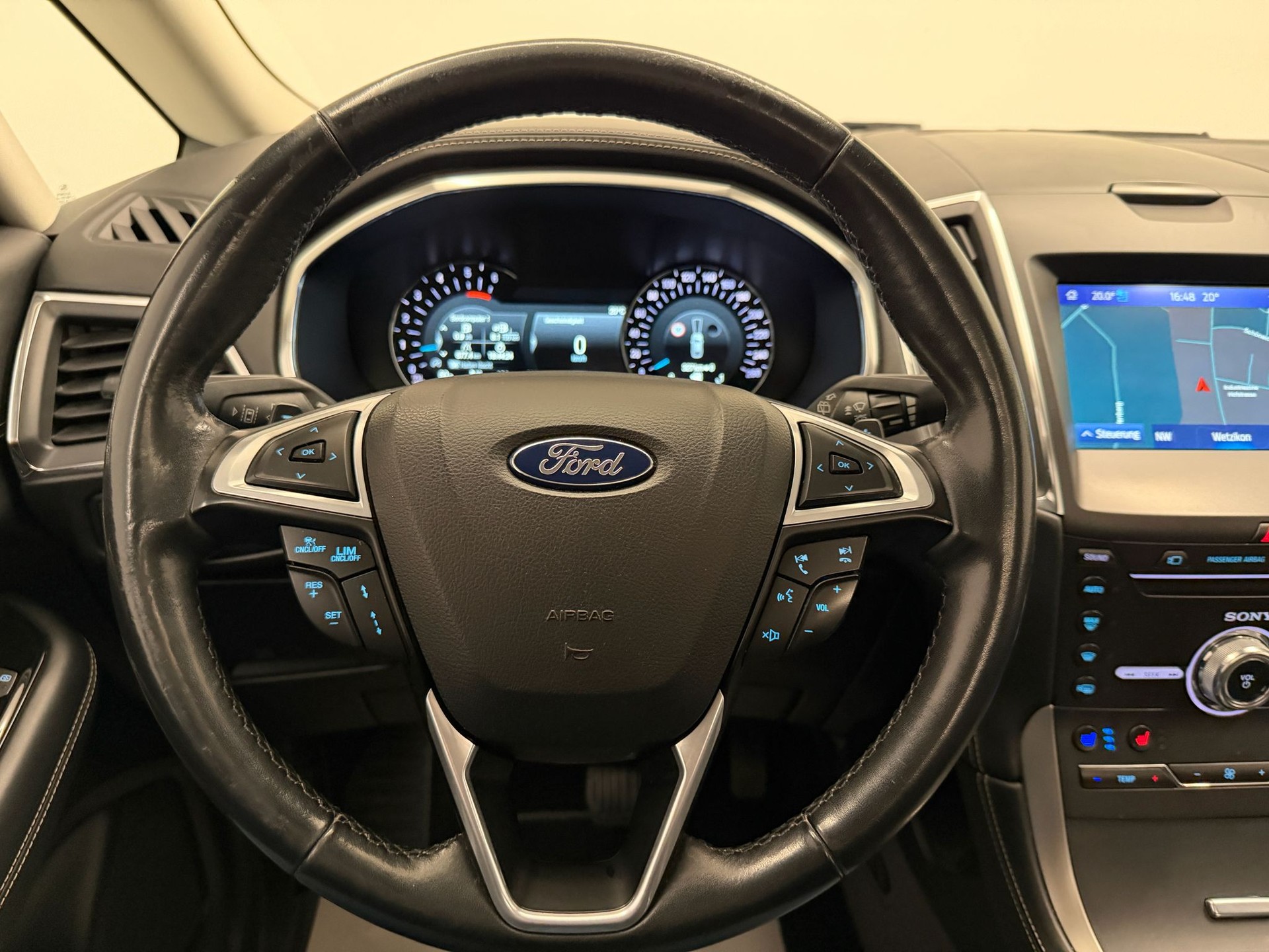 FORD S-Max 2.0 TDCi Vignale Automatic-image-28