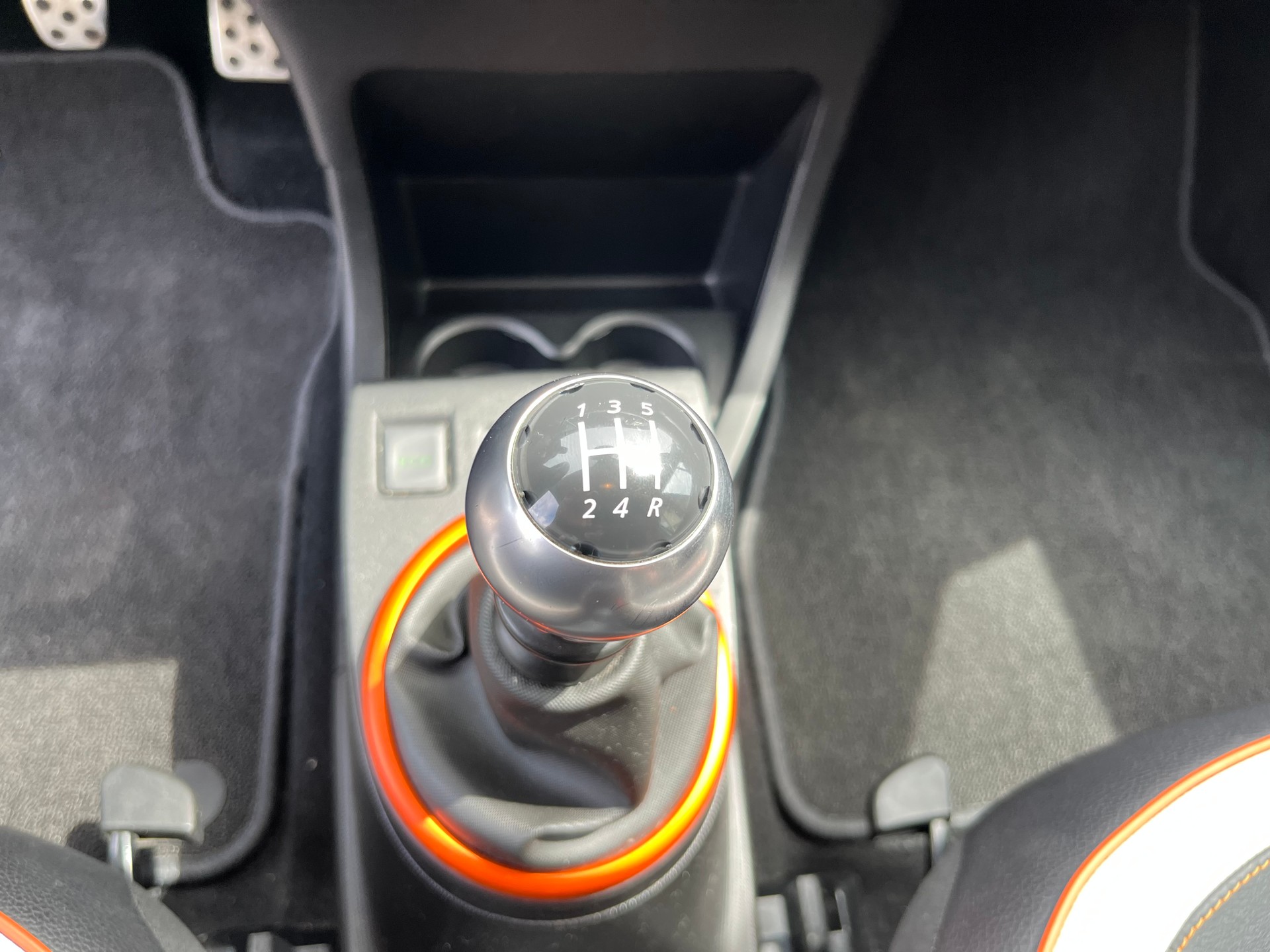 RENAULT Twingo 0.9 GT+++FRISCH AB MFK+++MIT VELOTRÄGER+++110PS GT+++-image-12