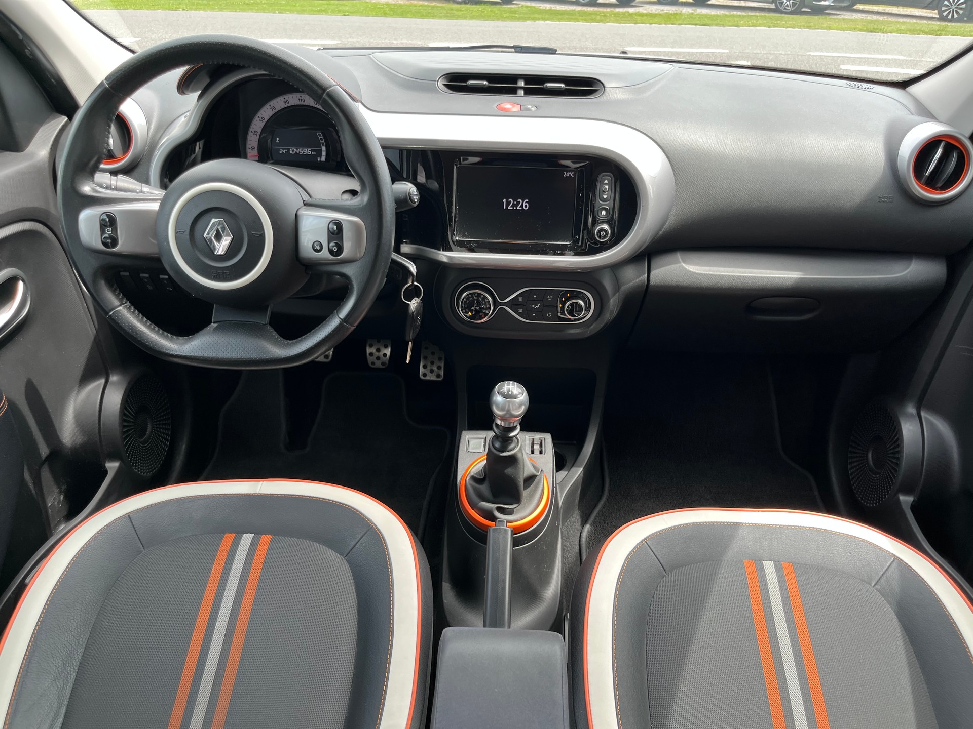 RENAULT Twingo 0.9 GT+++FRISCH AB MFK+++MIT VELOTRÄGER+++110PS GT+++-image-7