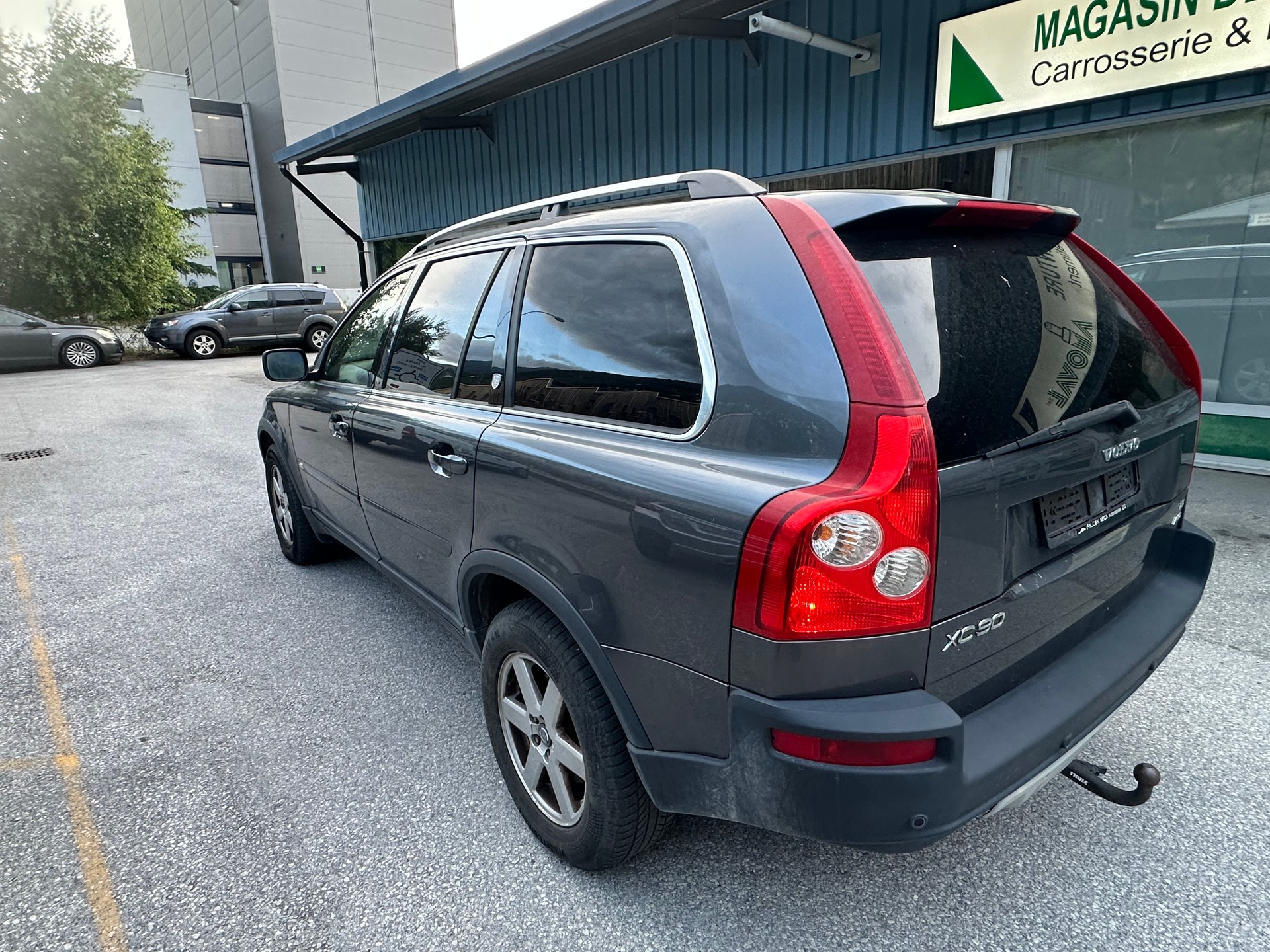 VOLVO XC90 D5 AWD Executive Geartronic-image-5