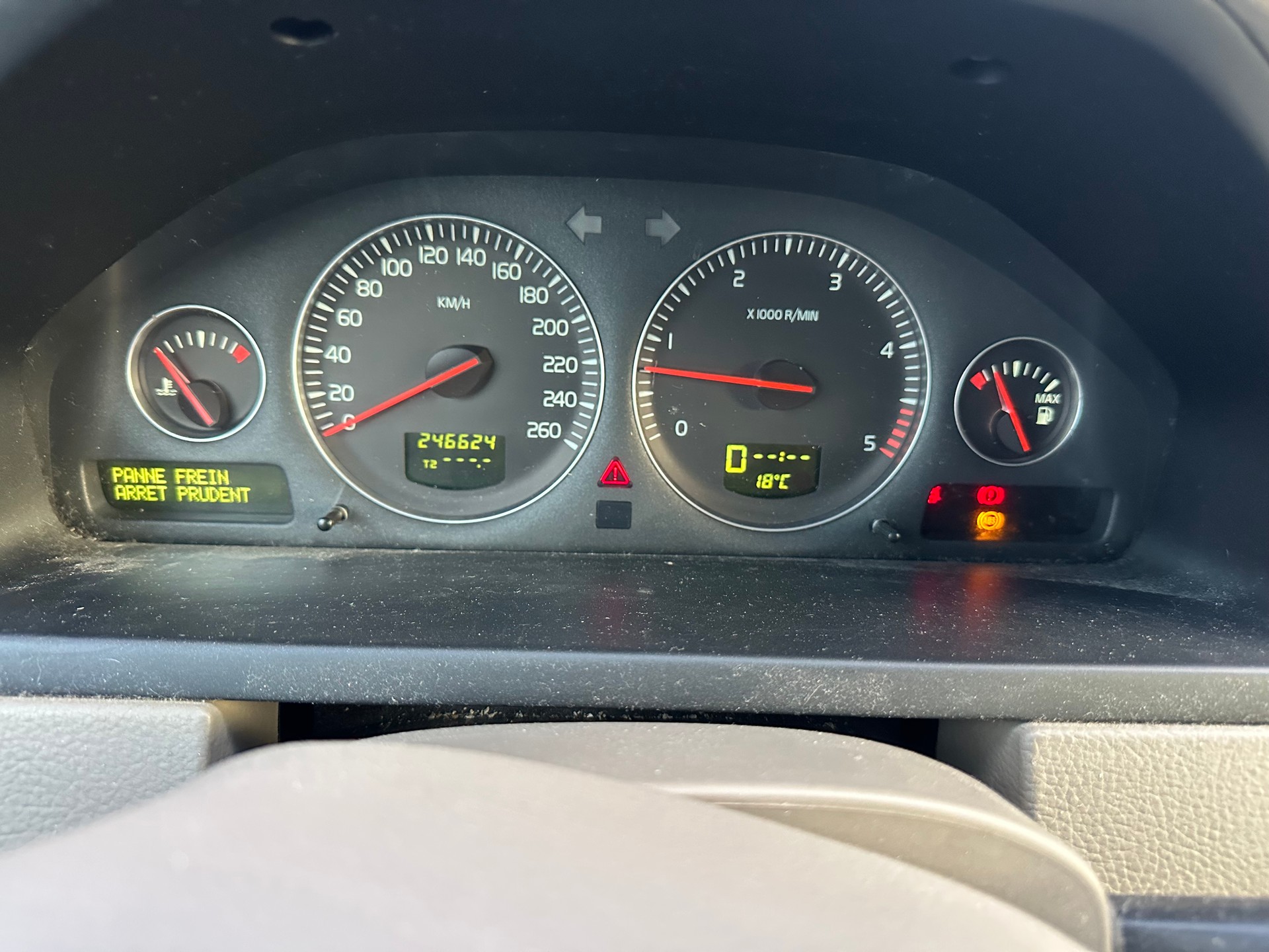 VOLVO XC90 D5 AWD Executive Geartronic-image-12