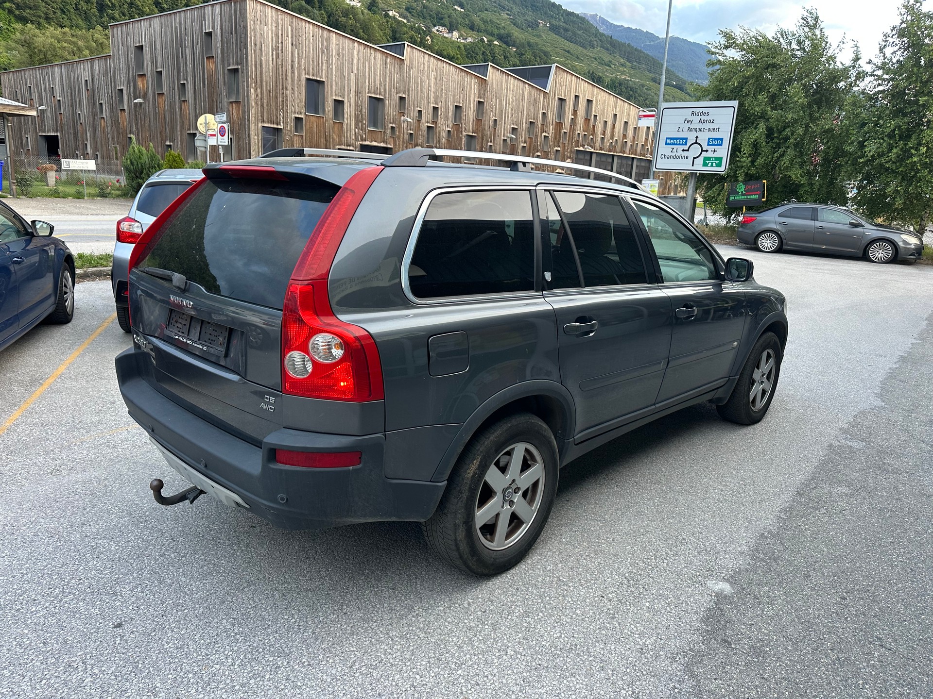 VOLVO XC90 D5 AWD Executive Geartronic-image-3