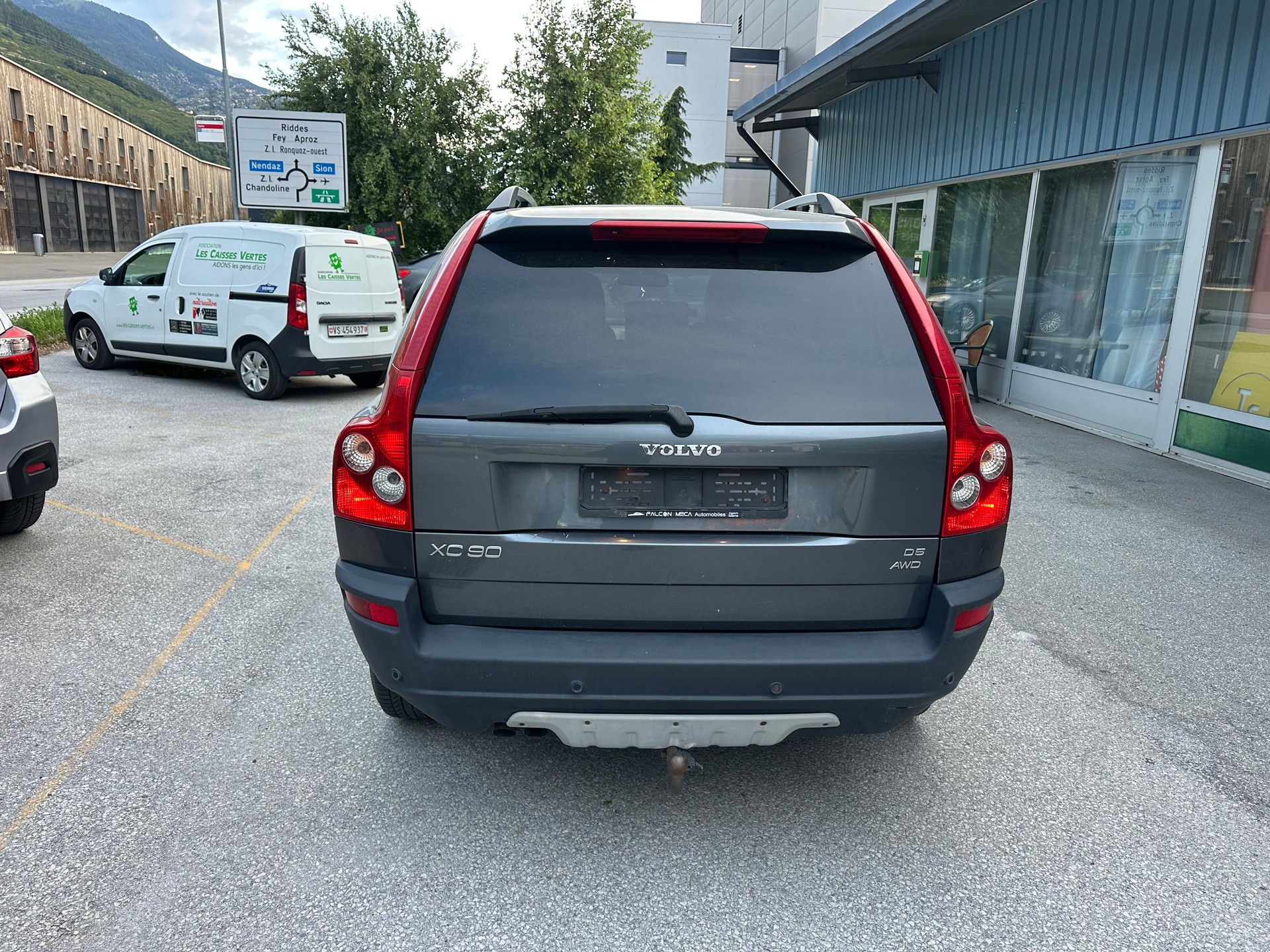 VOLVO XC90 D5 AWD Executive Geartronic-image-4