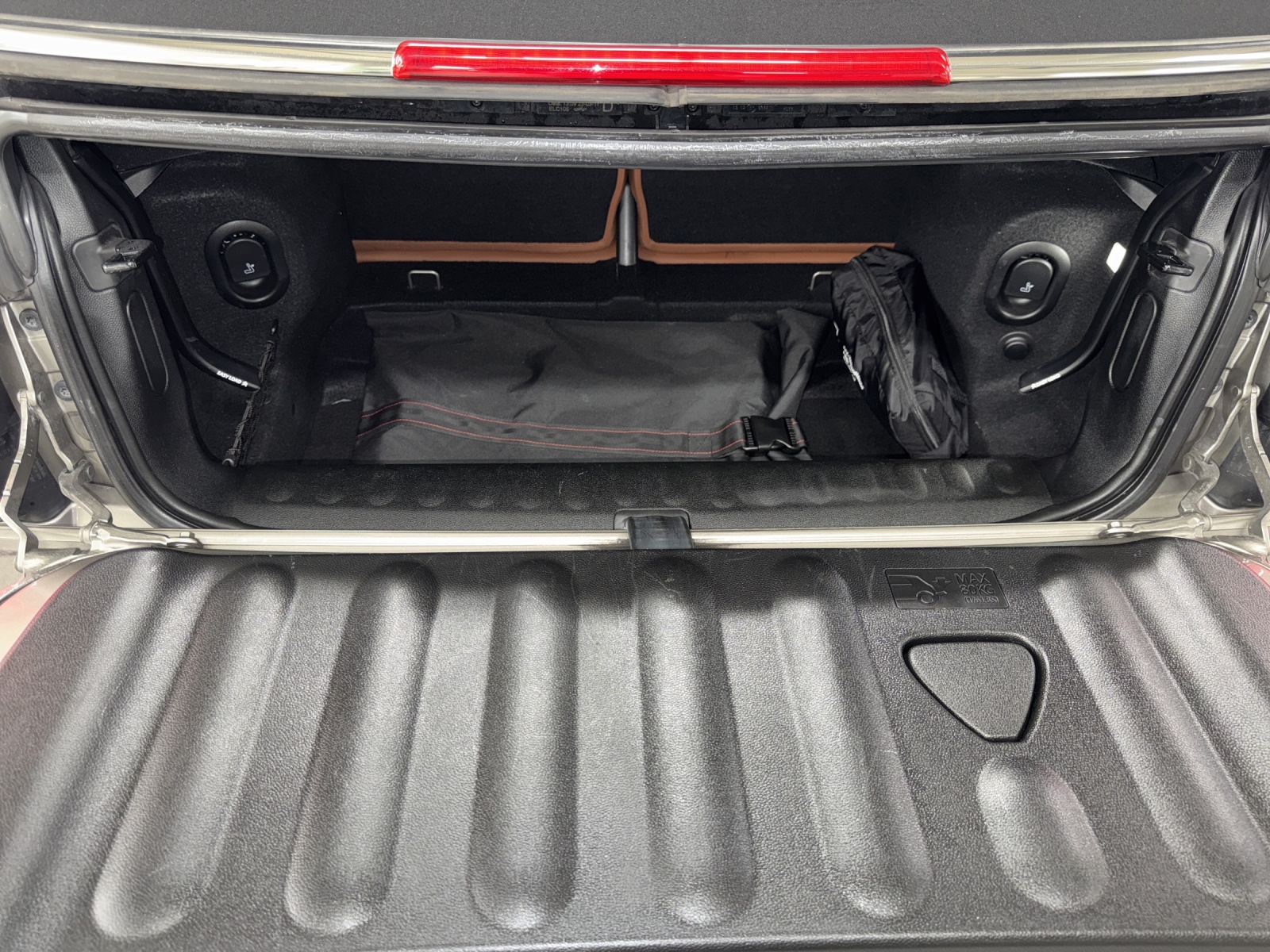 MINI Cabrio F57 2.0i Cooper S HIFI-SYSTEM HARMAN/KARDON-image-21