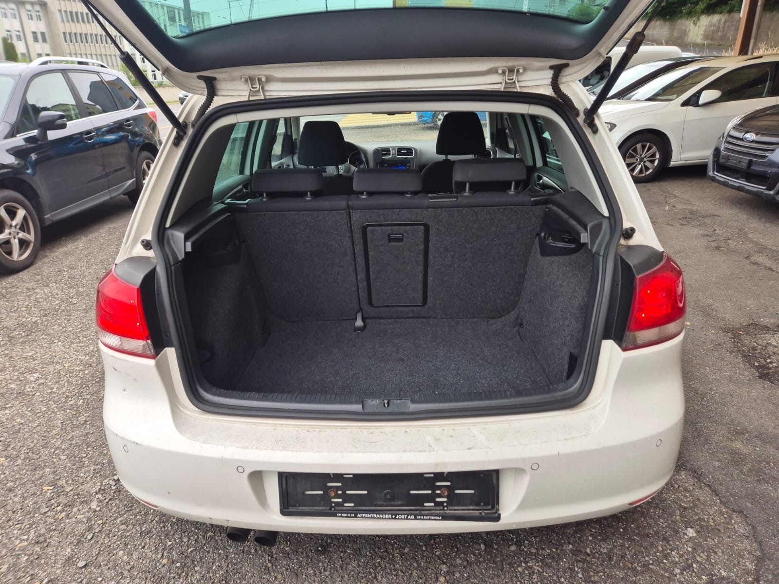 VW Golf 1.4 TSI Highline-image-9