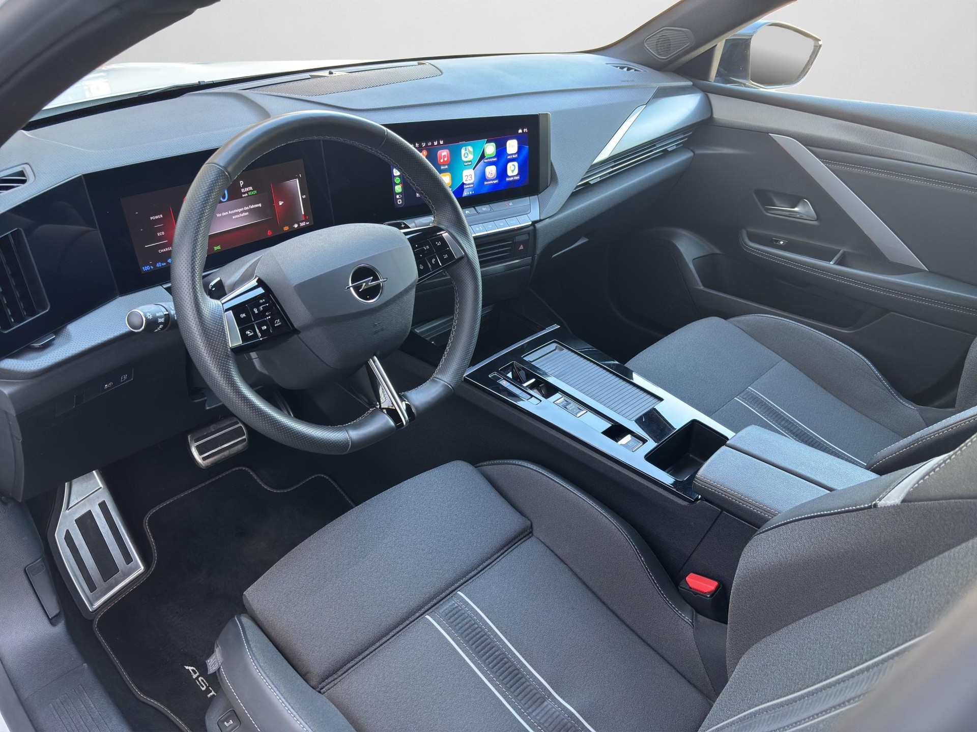 OPEL Astra Sports Tourer 1.6 T PHEV 180 GS-image-11
