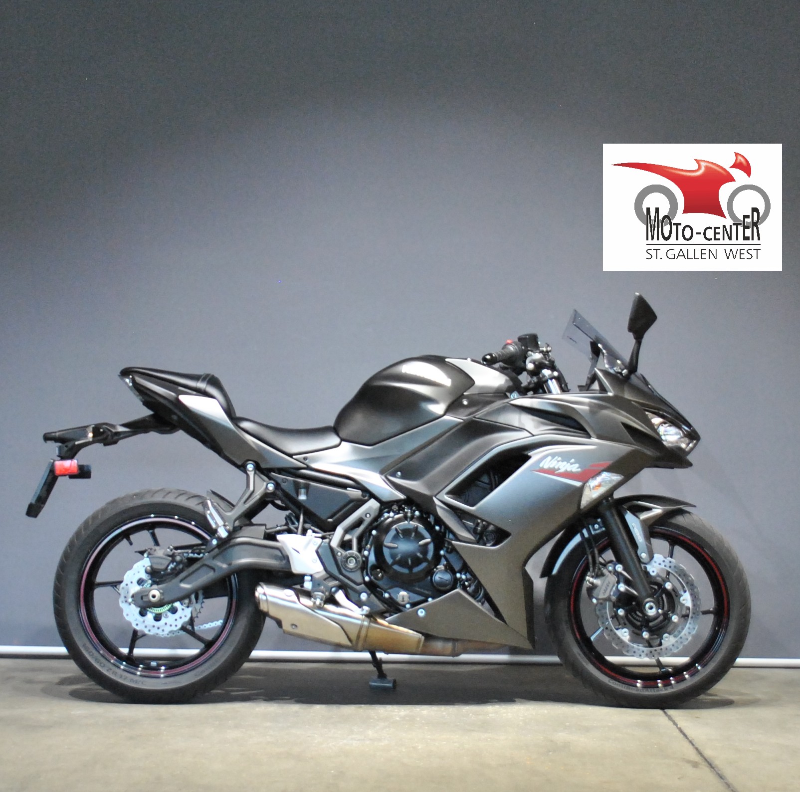 KAWASAKI Ninja 650 (35kW)-showroom-element-1