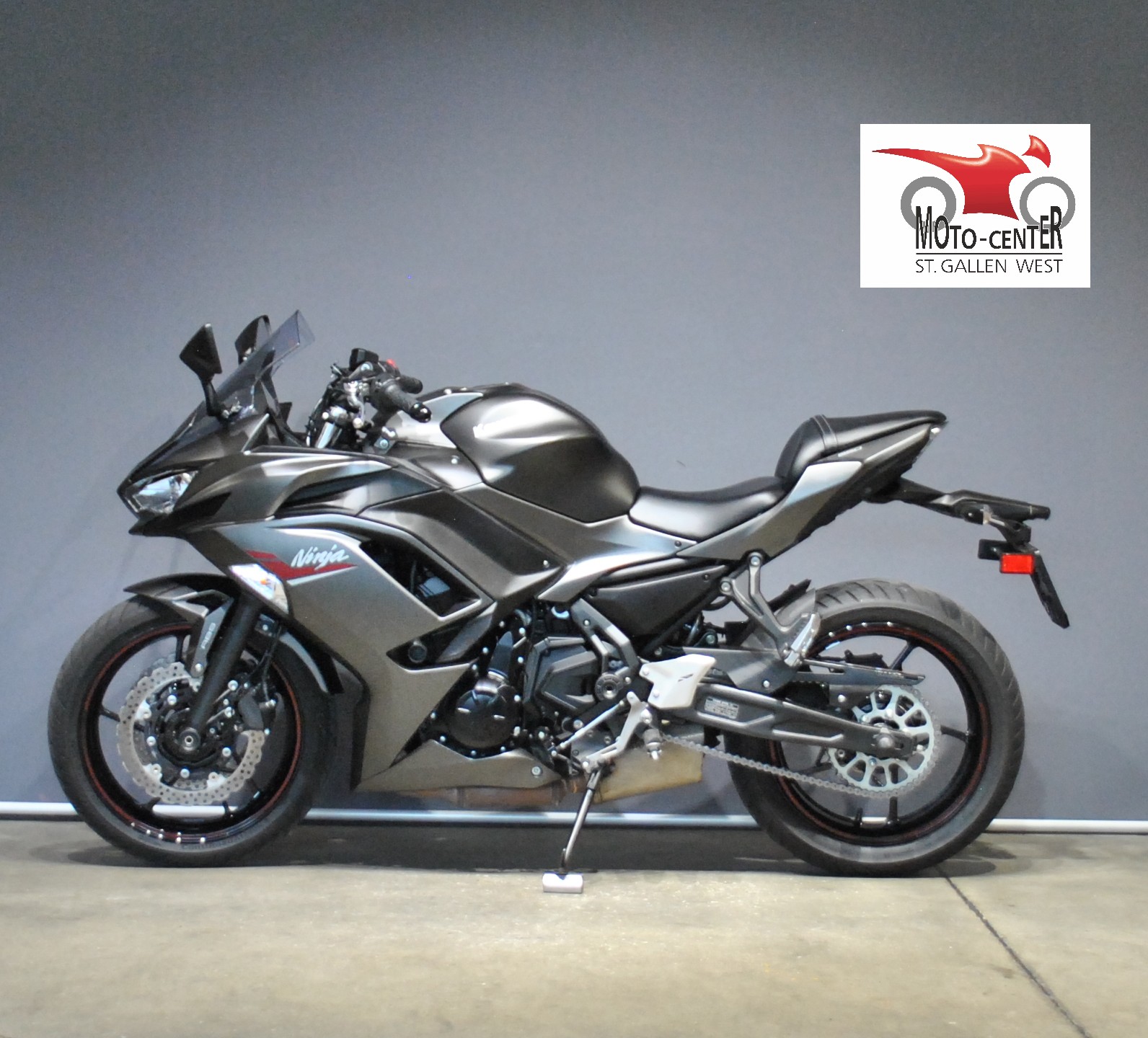 KAWASAKI Ninja 650 (35kW)-showroom-element-2