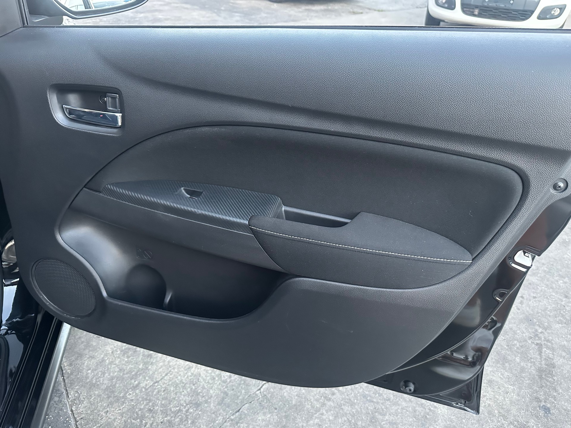 MITSUBISHI Space Star 1.2 Diamond CVT-image-23