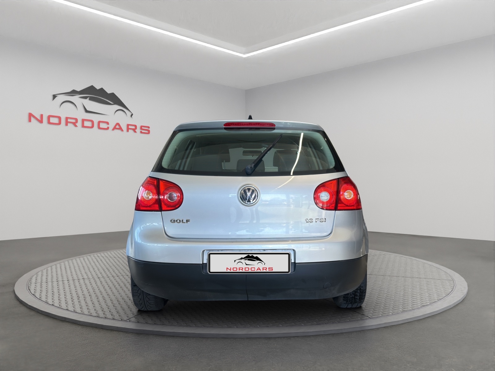 VW Golf 1.6 FSI Comfortline-showroom-element-3