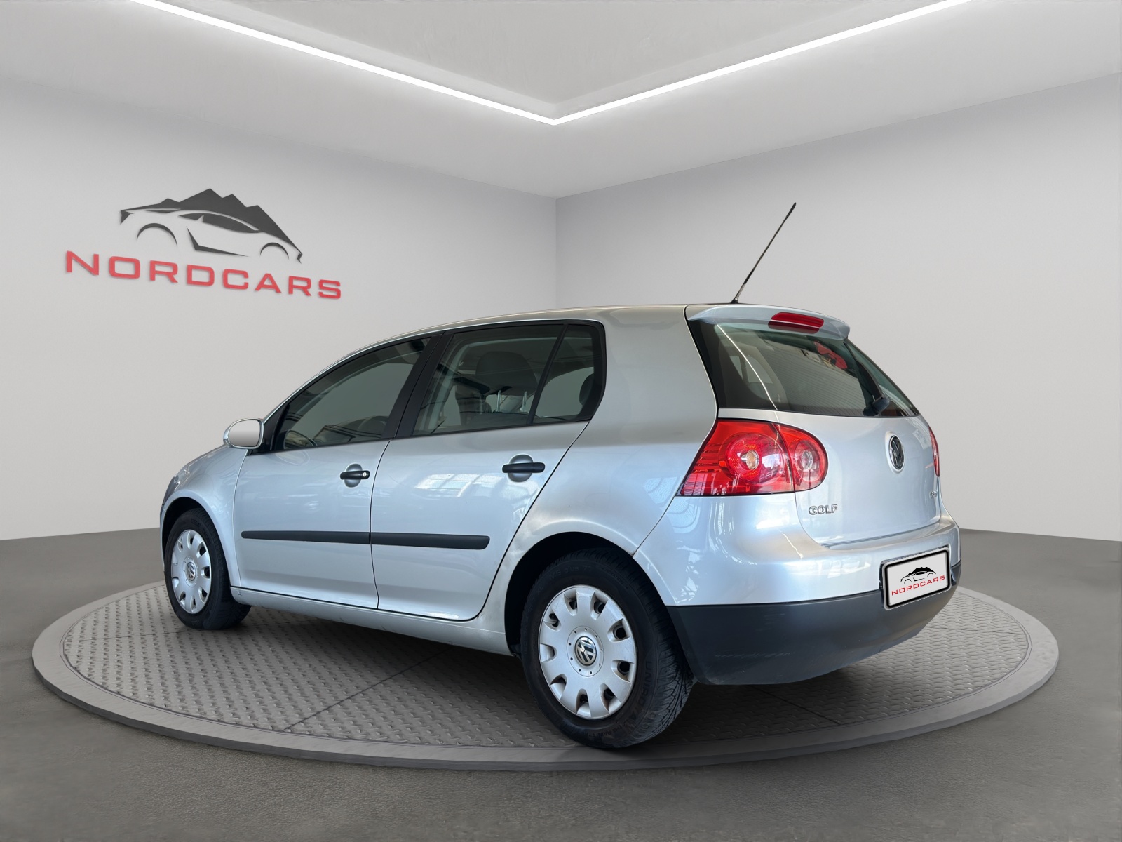 VW Golf 1.6 FSI Comfortline-showroom-element-2