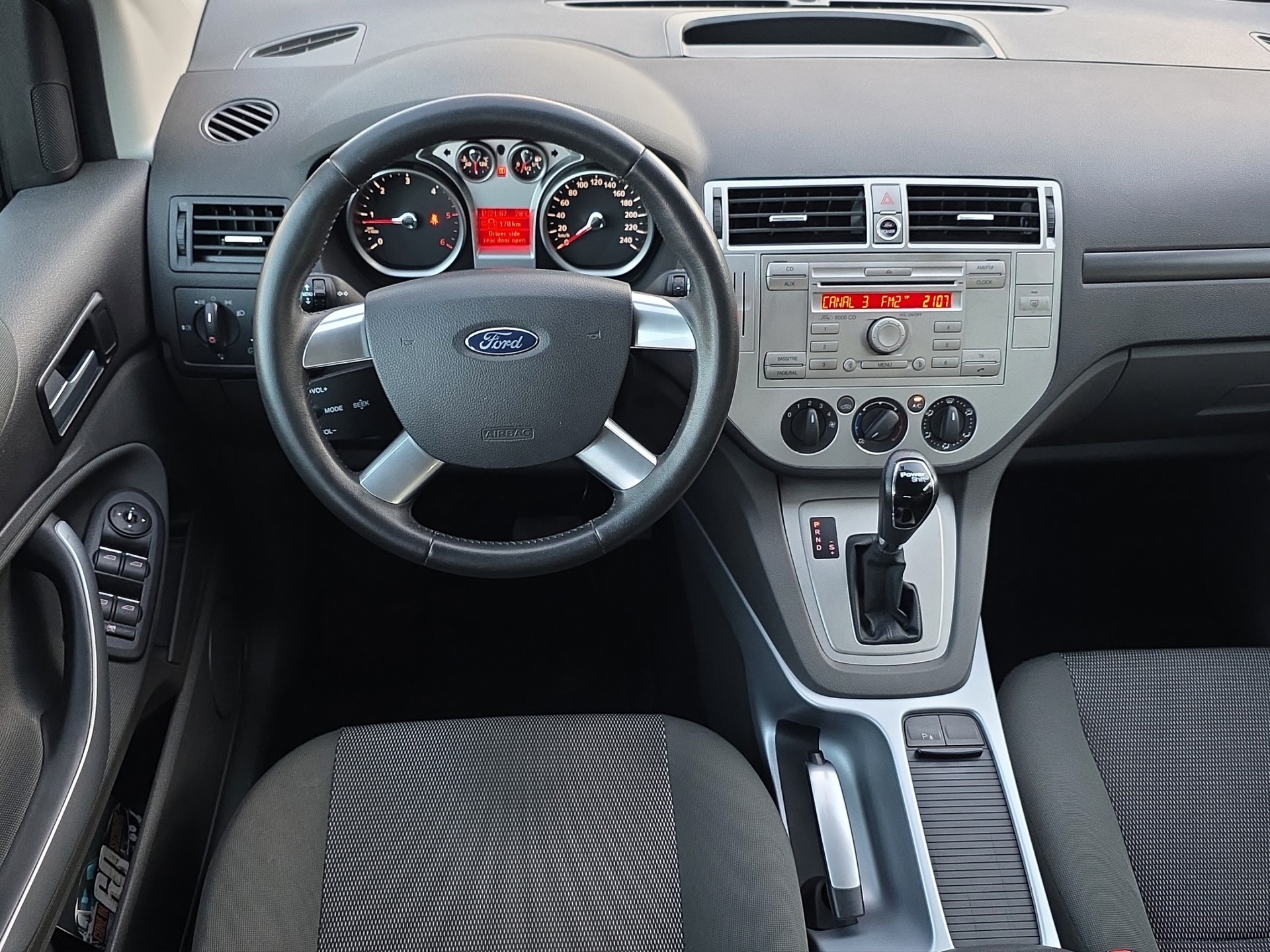 FORD Kuga 2.0 TDCi Titanium 4WD PowerShift-image-10