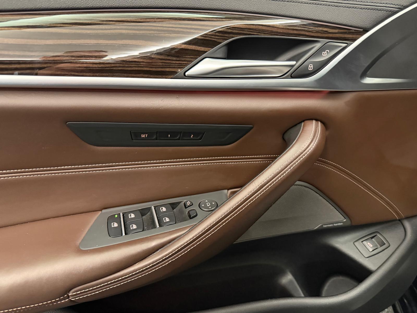 BMW 540d xDrive SAG Touring-image-14