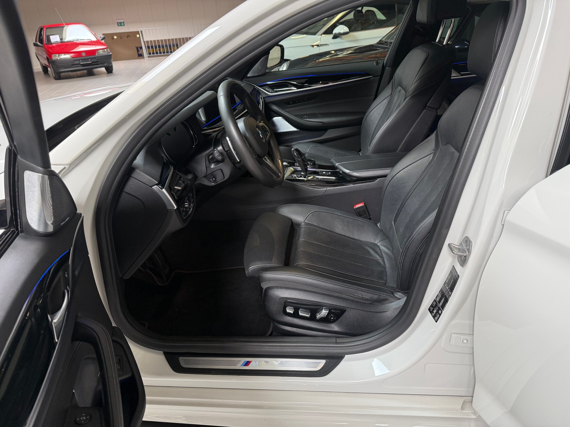 BMW 530d xDrive Steptronic-image-18